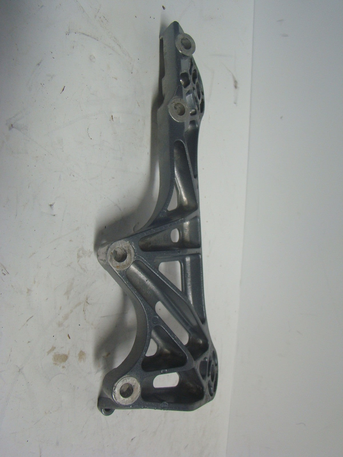 Yamaha Waverunner 2004 XL 700 Front Upper Engine Bracket Part# 6R7-21415-01-00