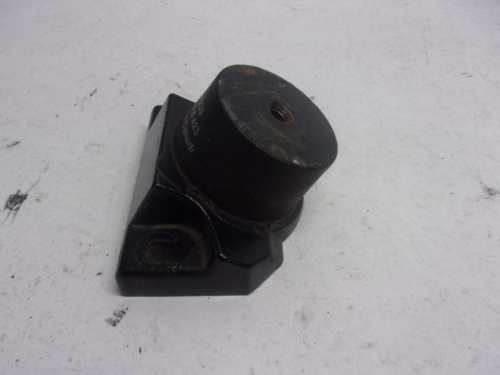 SeaDoo Jet Boat 1999-2005 Speedster Challenger OEM Motor Mount Set # 270000422