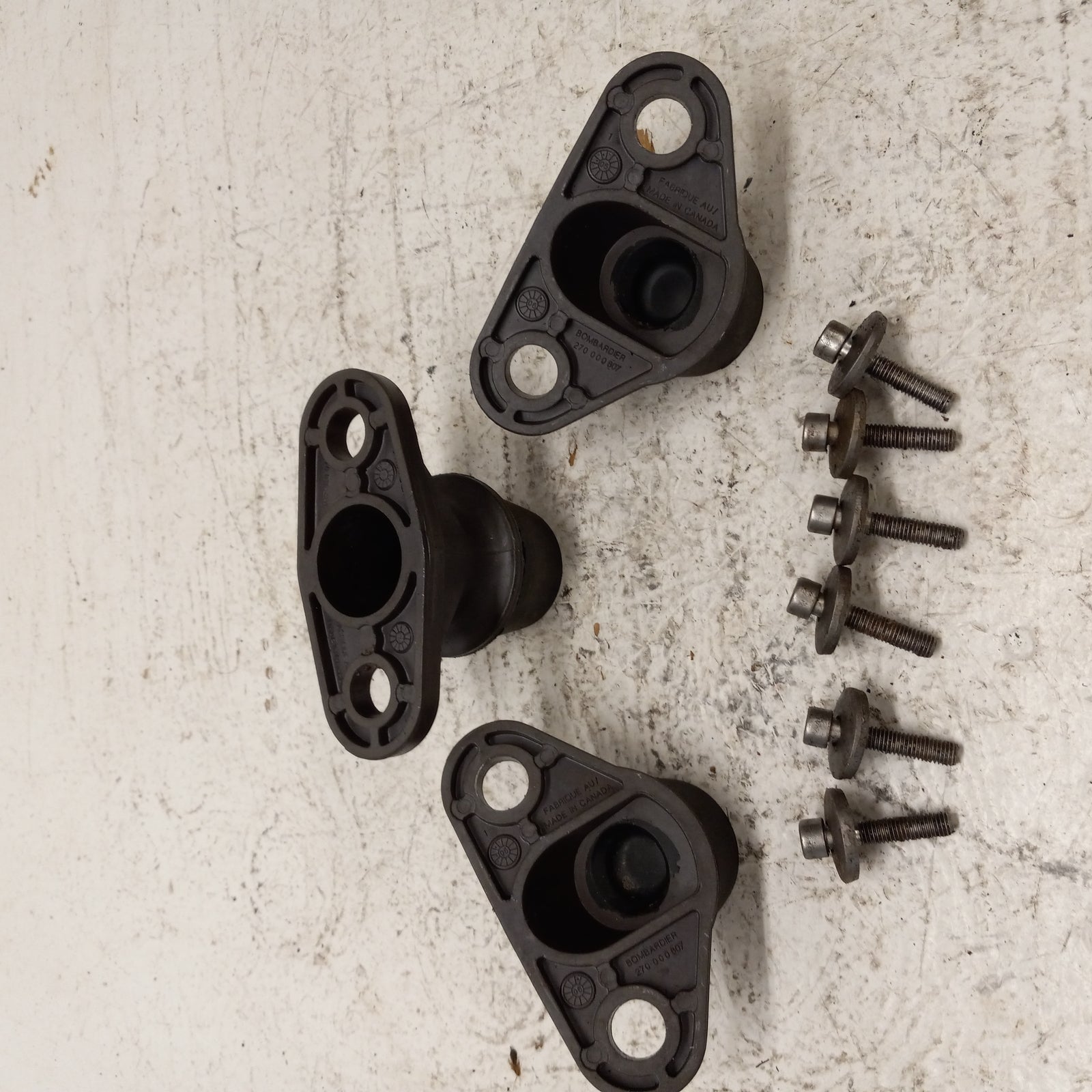 Sea Doo Bombardier 2006 GTI Engine Mount / Damper Set 270000669