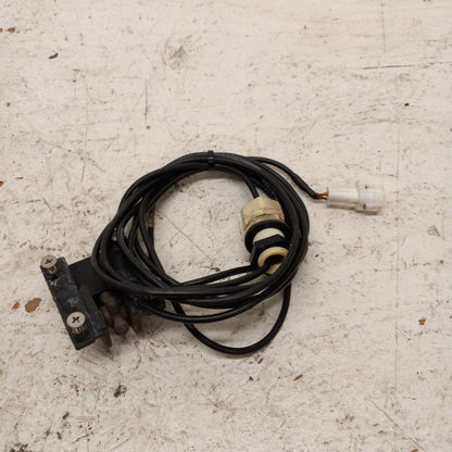 Yamaha Waverunner 1998-2012 GP SUV XL FX OEM Speed Sensor Part# GJ1-U8K31-02-00
