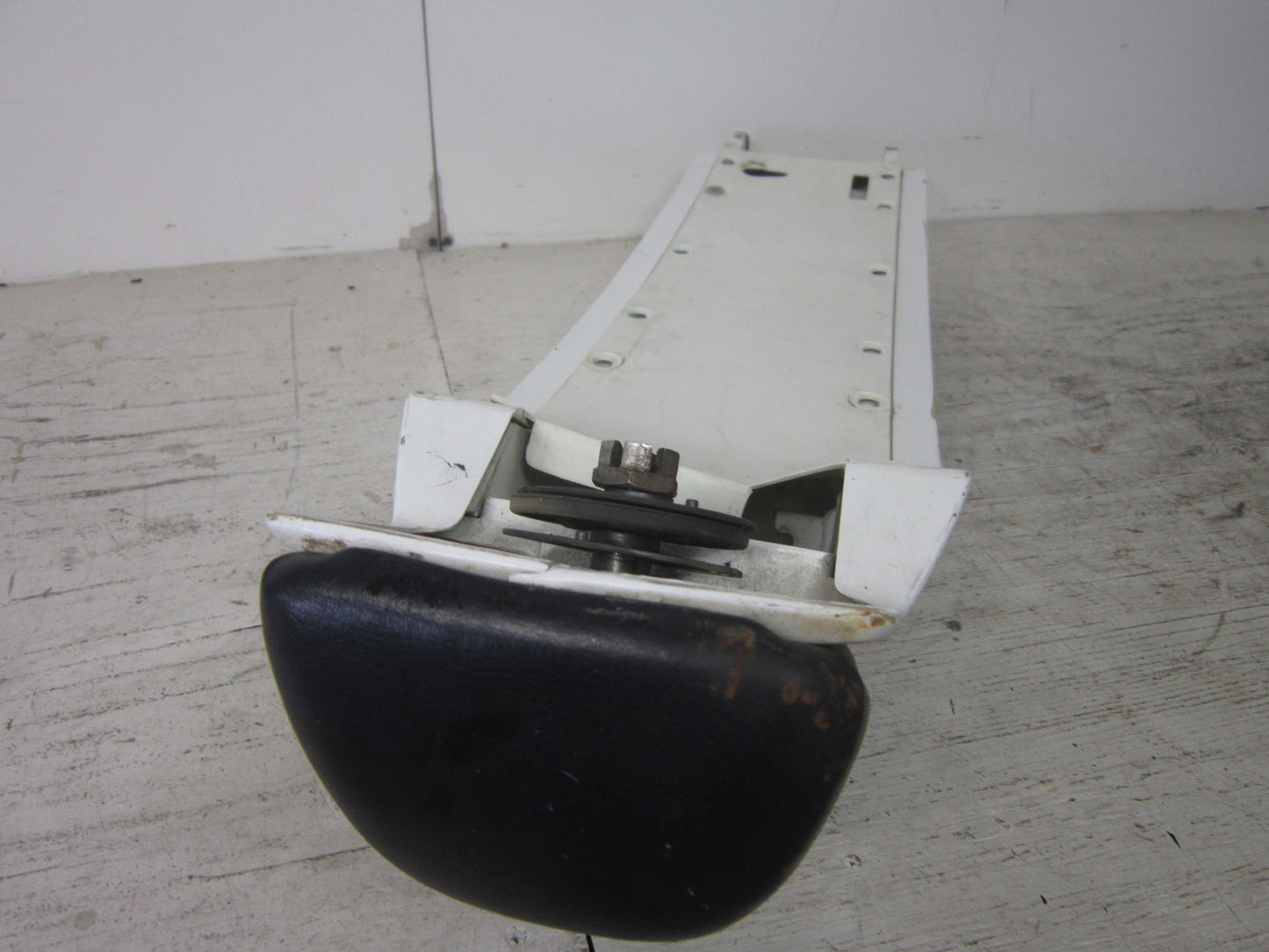 Kawasaki Jet Ski 1987-1988 300 SX OEM White Handlepole Assembly # 39100-3702-8C