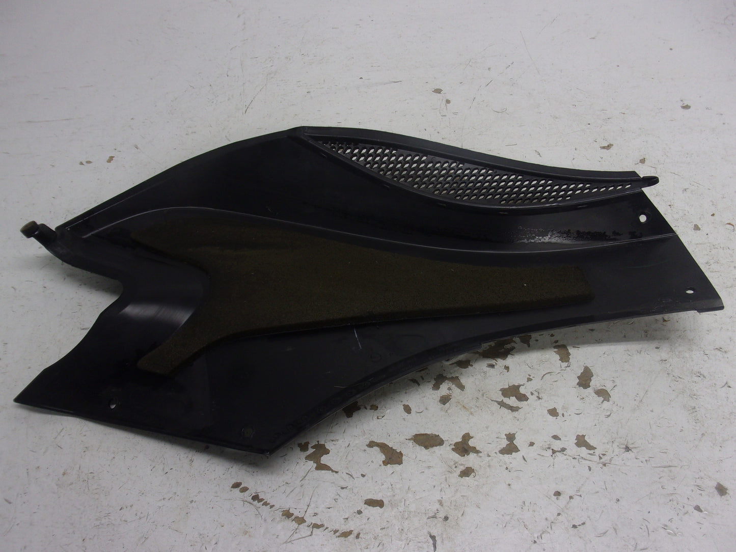 Can-Am Roadster 2012-2015 Spyder ST RS OEM Black Left Upper Side Panel 705006261