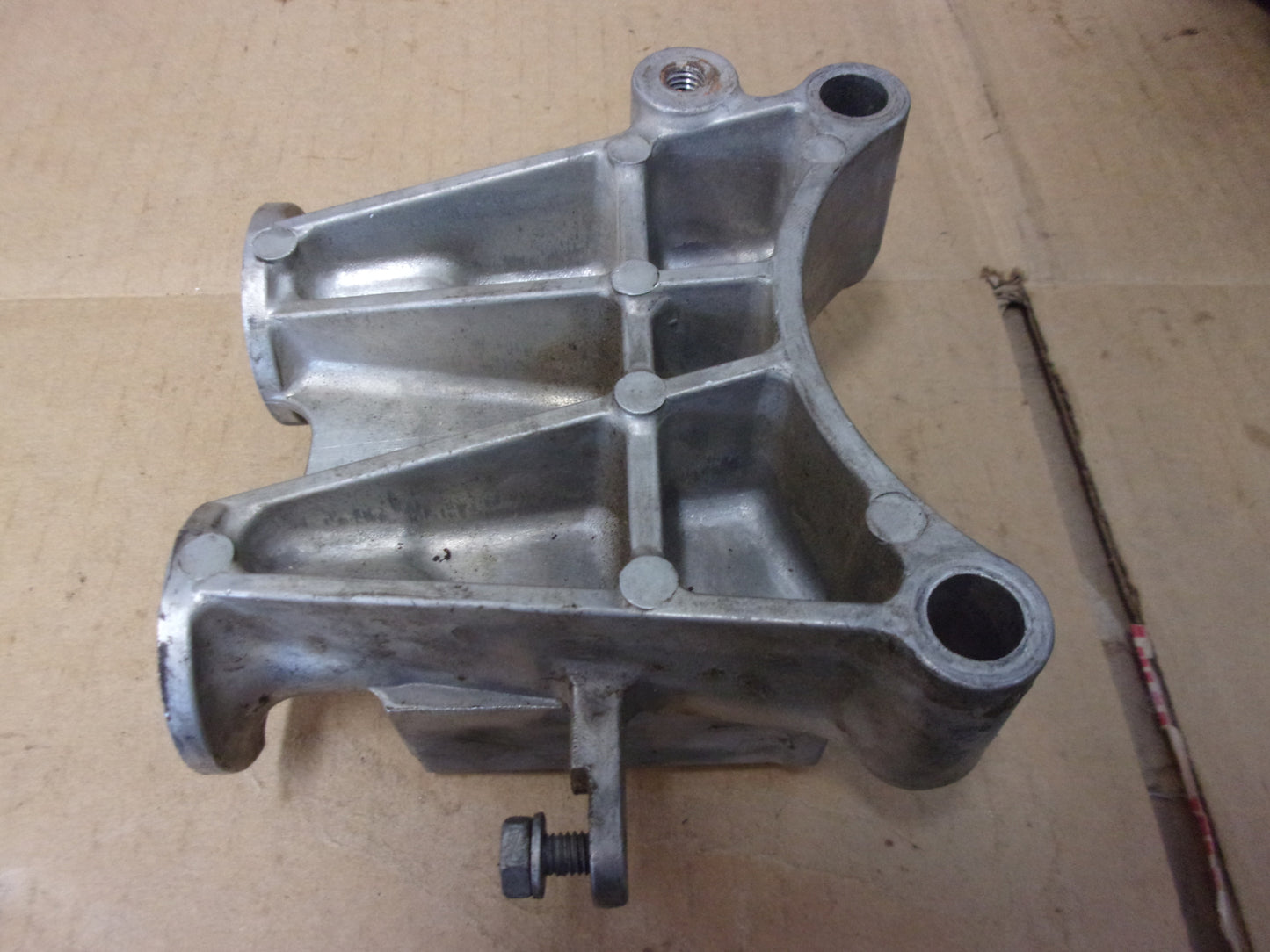 Yamaha Waverunner 1999 XL1200 LTD OEM Muffler Stay Assembly # 66V-14771-00-94