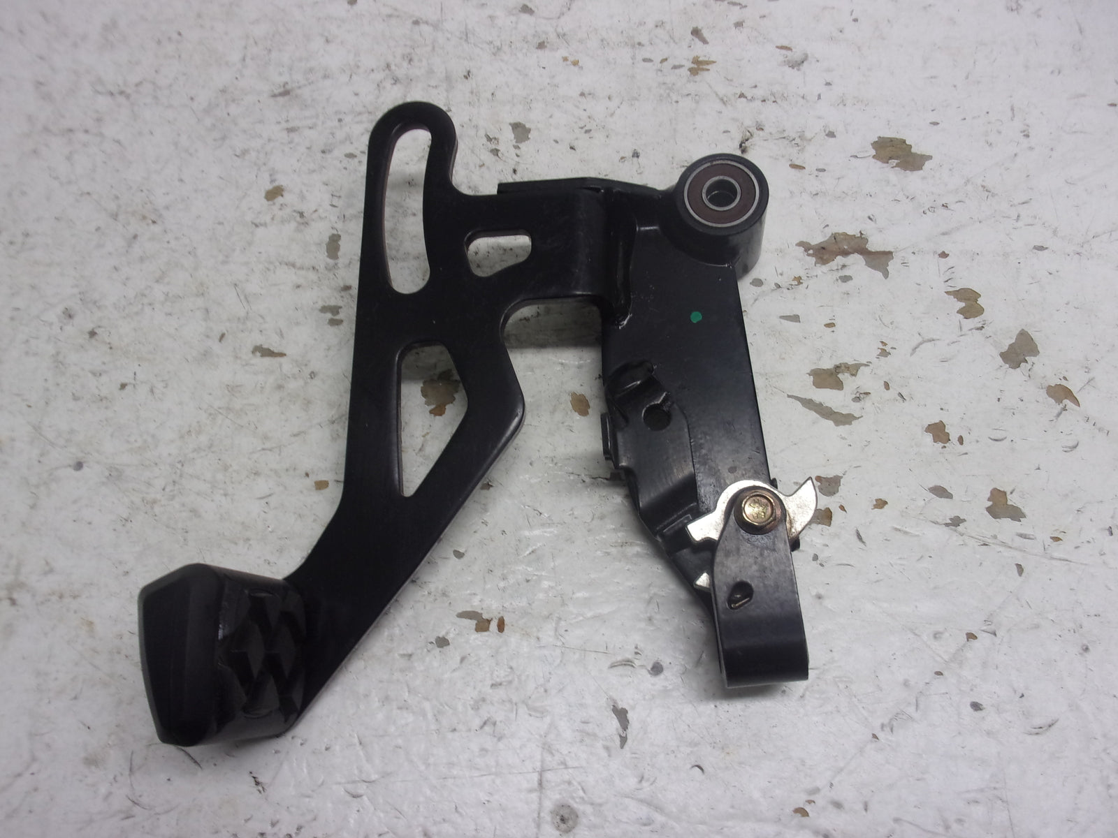 Can-Am Roadster 2008-20 Spyder GS OEM Brake Pedal Plate Assembly Part# 705600634