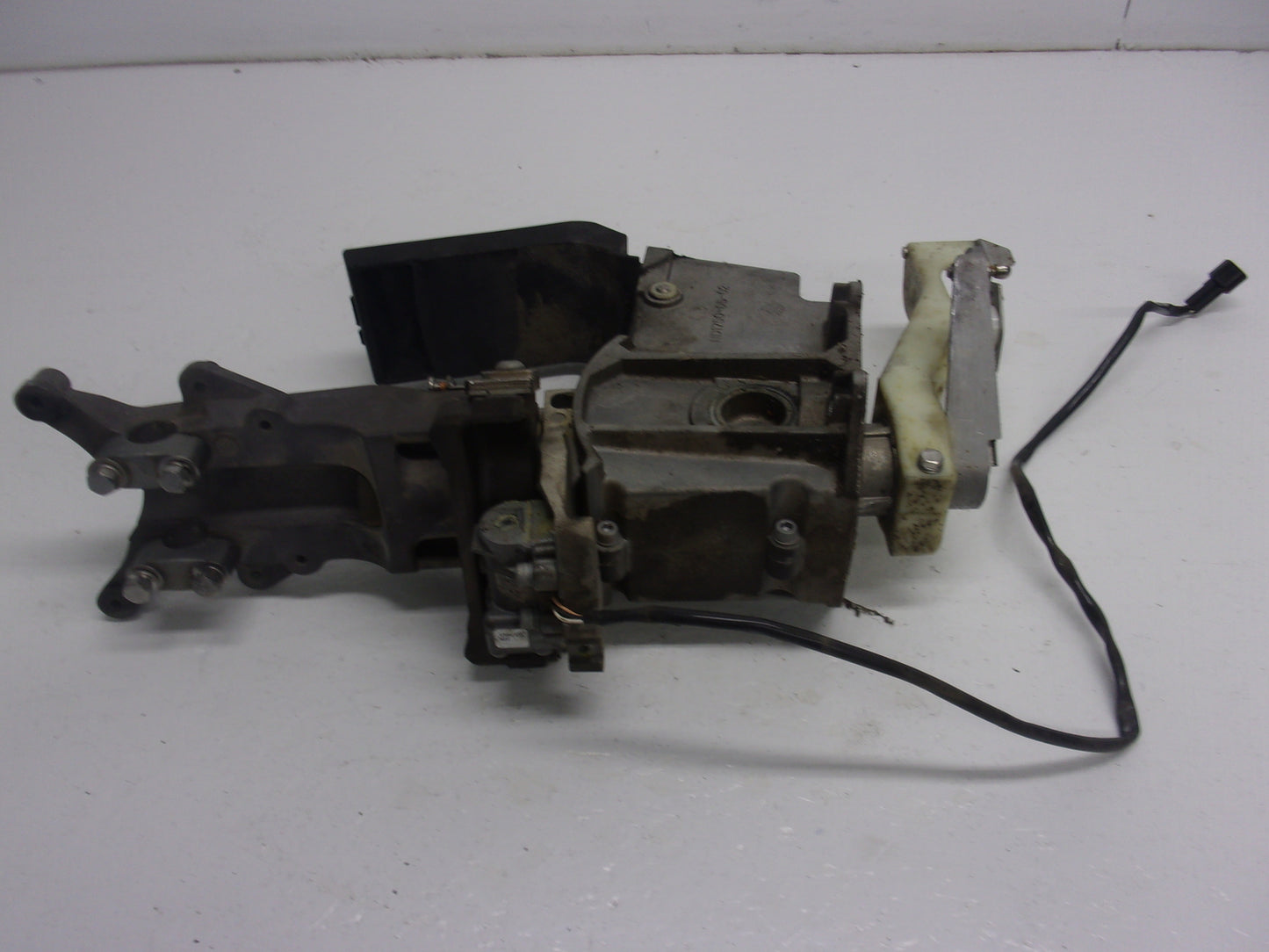 Yamaha WaveRunner 2012-2014 FX FXSHO 1.8 L OEM Steering Master # F2S-61400-00-00