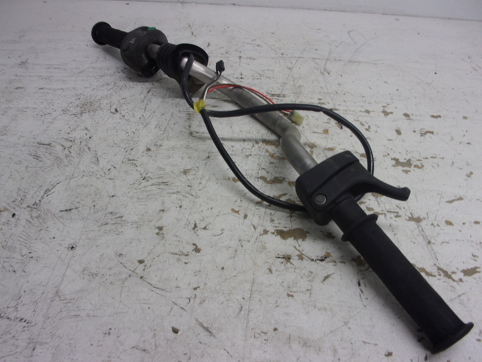 Yamaha WaveRunner 1996-1998 WVT GP WRD WR Complete Handlebar GJ1-U1552-02-00