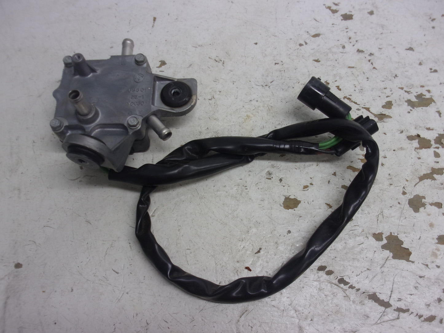 Yamaha WaveRunner 2008-2016 FX FZR FZS VXR Regulator Rectifier 6S5-81960-00-00