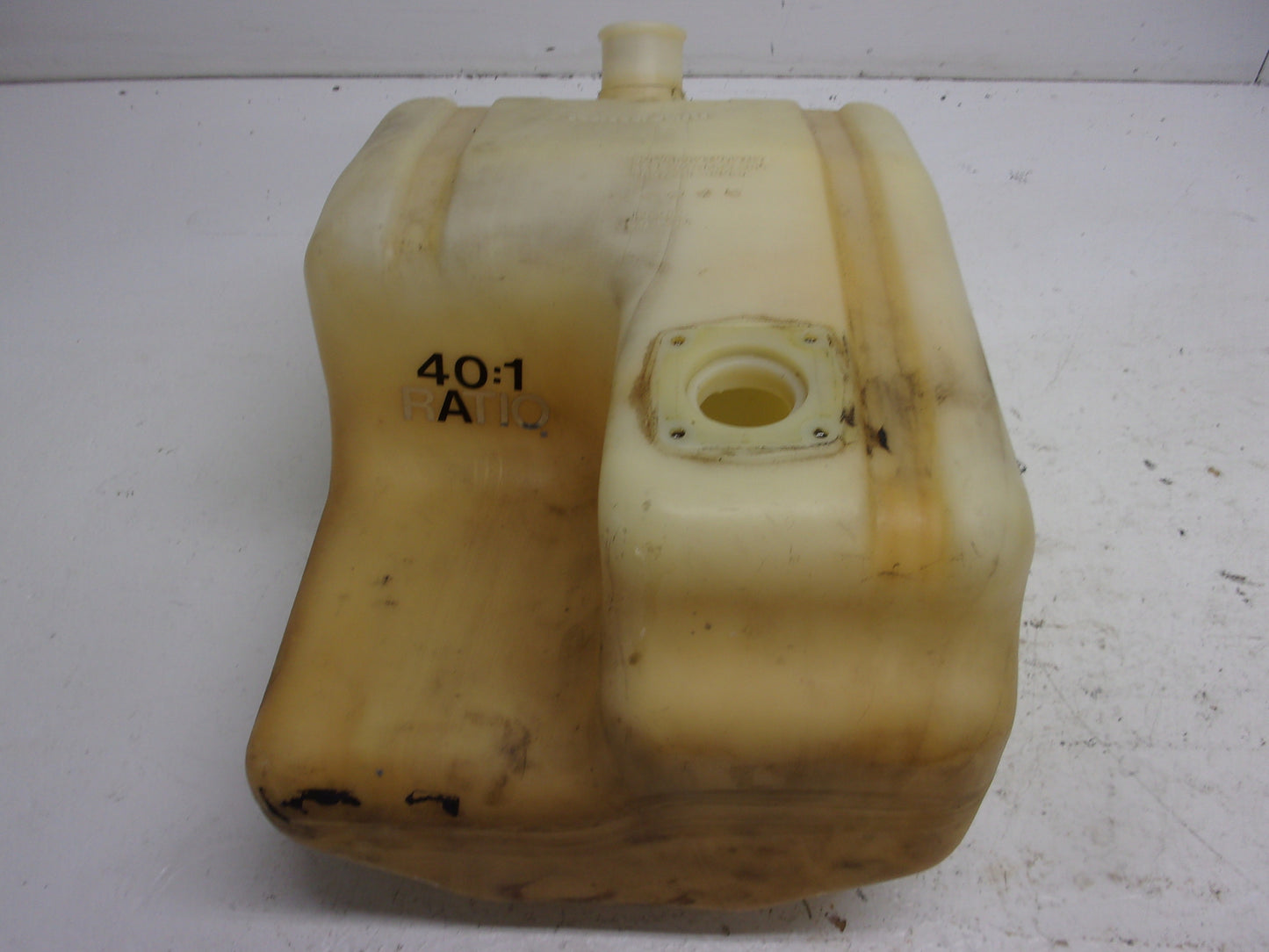 Kawasaki Jet Ski 1992 750 SX OEM Fuel Tank Assembly Part# 51004-3716