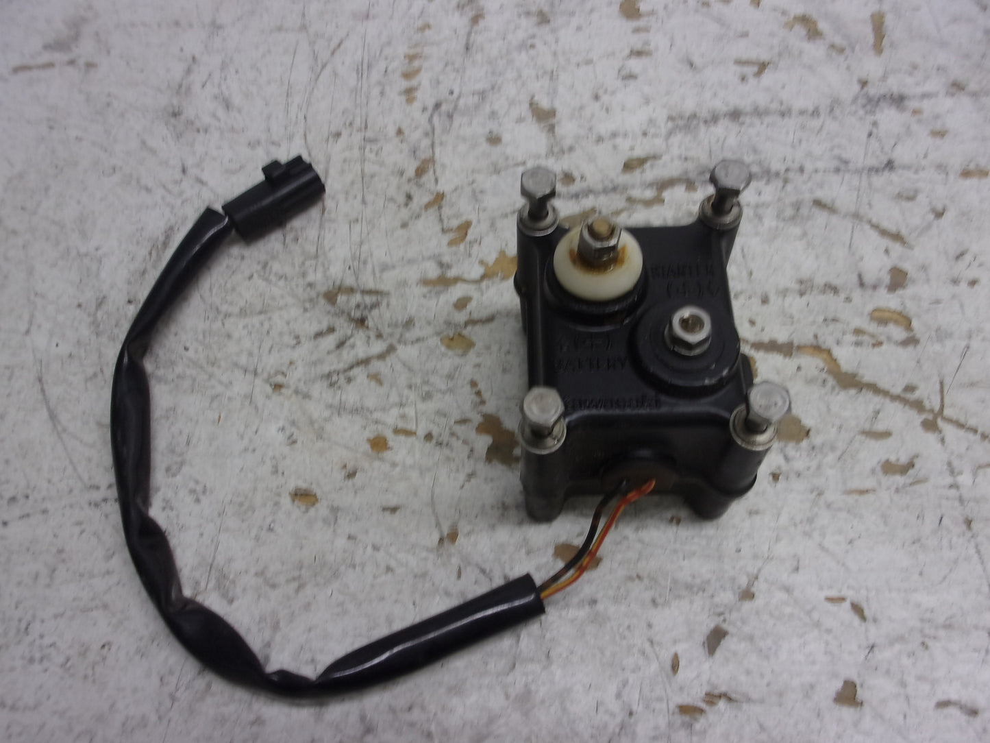 Kawasaki Jet Ski 2003-2007 STX-12F/15F OEM Switch + Electrical Case # 27010-3777