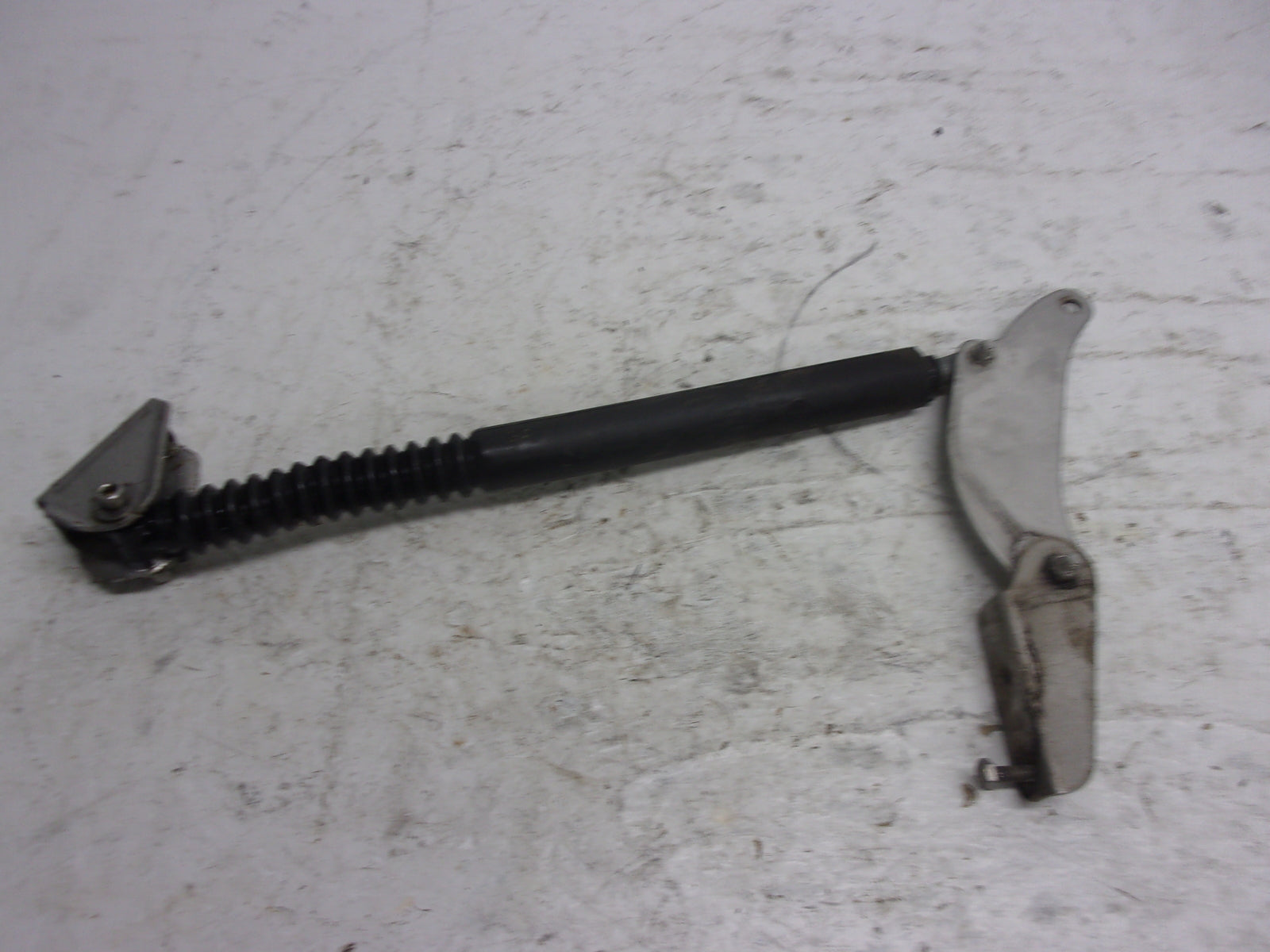 SeaDoo Bombardier 2000-2003 RX DI OEM Complete Front Storage Gas Shock 269500843