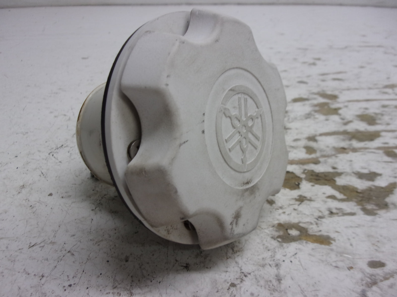 Yamaha WaveRunner 1998-2001 GP XL OEM Fuel Cap + Filler Neck # GP7-U7831-00-00