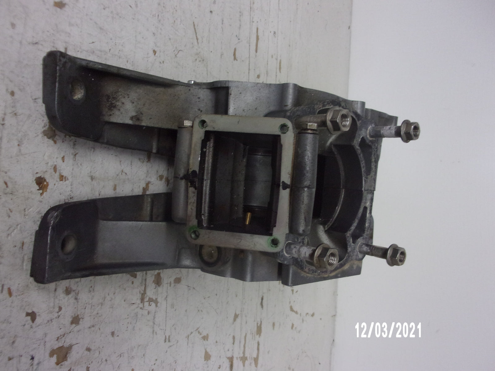 Kawasaki Jet Ski 1986-1990 JS300 300SX OEM Crankcase Assembly Part# 14001-5199
