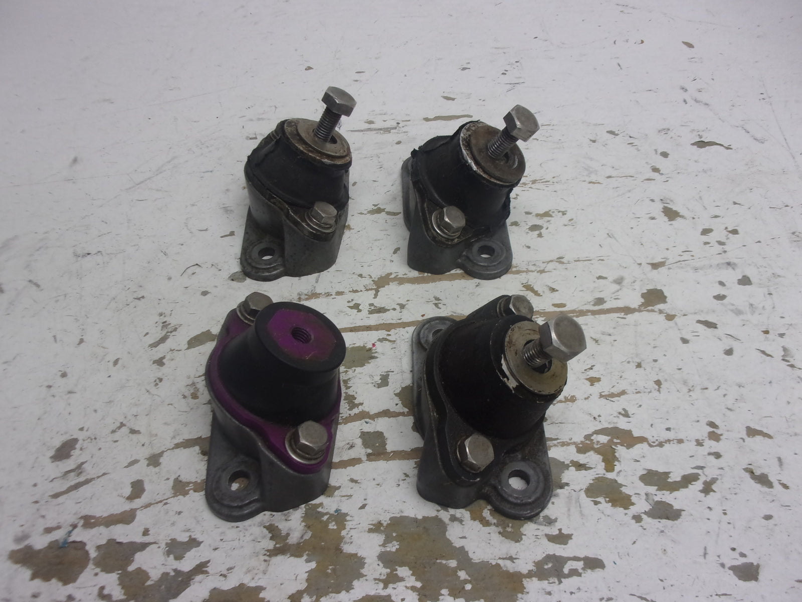 Kawasaki Jet Ski 1976-1994 JS440 JS550 XIR Engine Damper Set  # 92160-3756