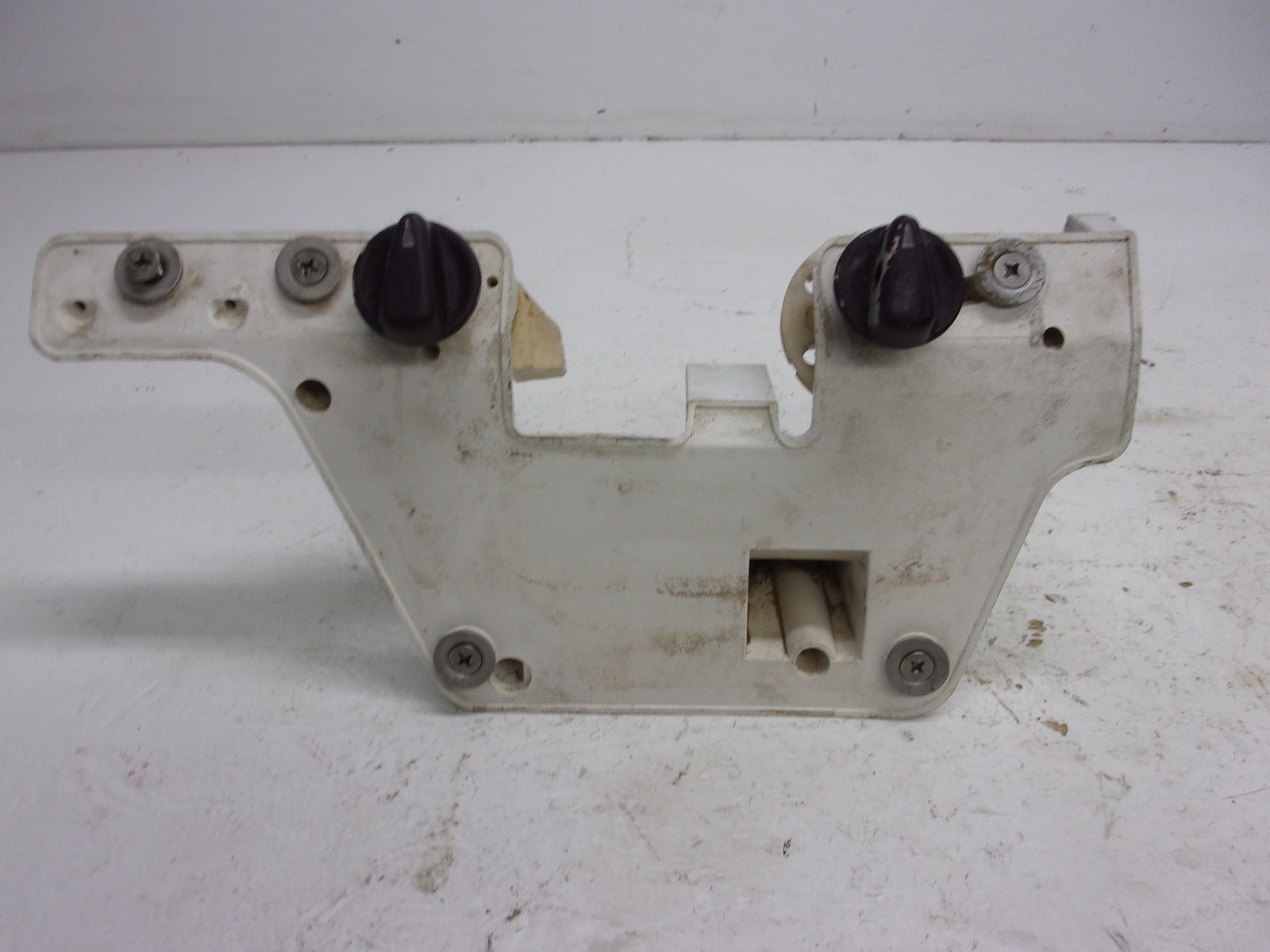 Kawasaki Jet Ski 1992-2002 750 SX SXI OEM Control Knob Bracket Part# 11047-3745