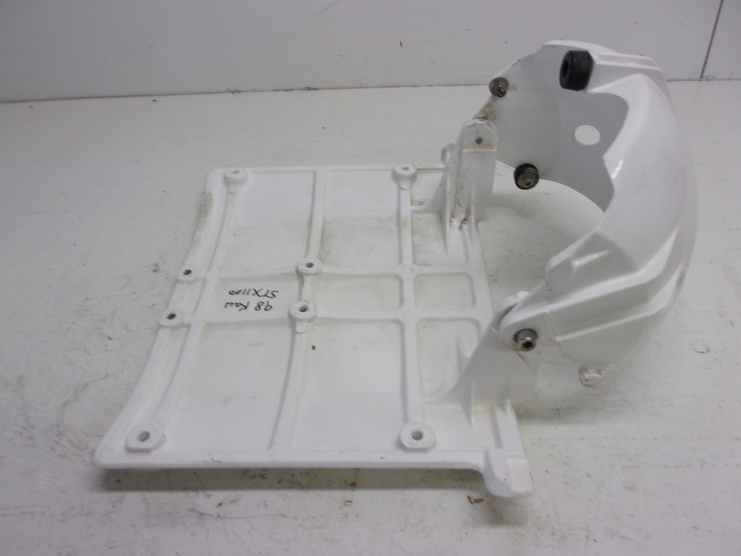 Kawasaki Jet Ski 1997-1998 STX 1100 OEM Ride Plate + Reverse Gate # 59446-3731