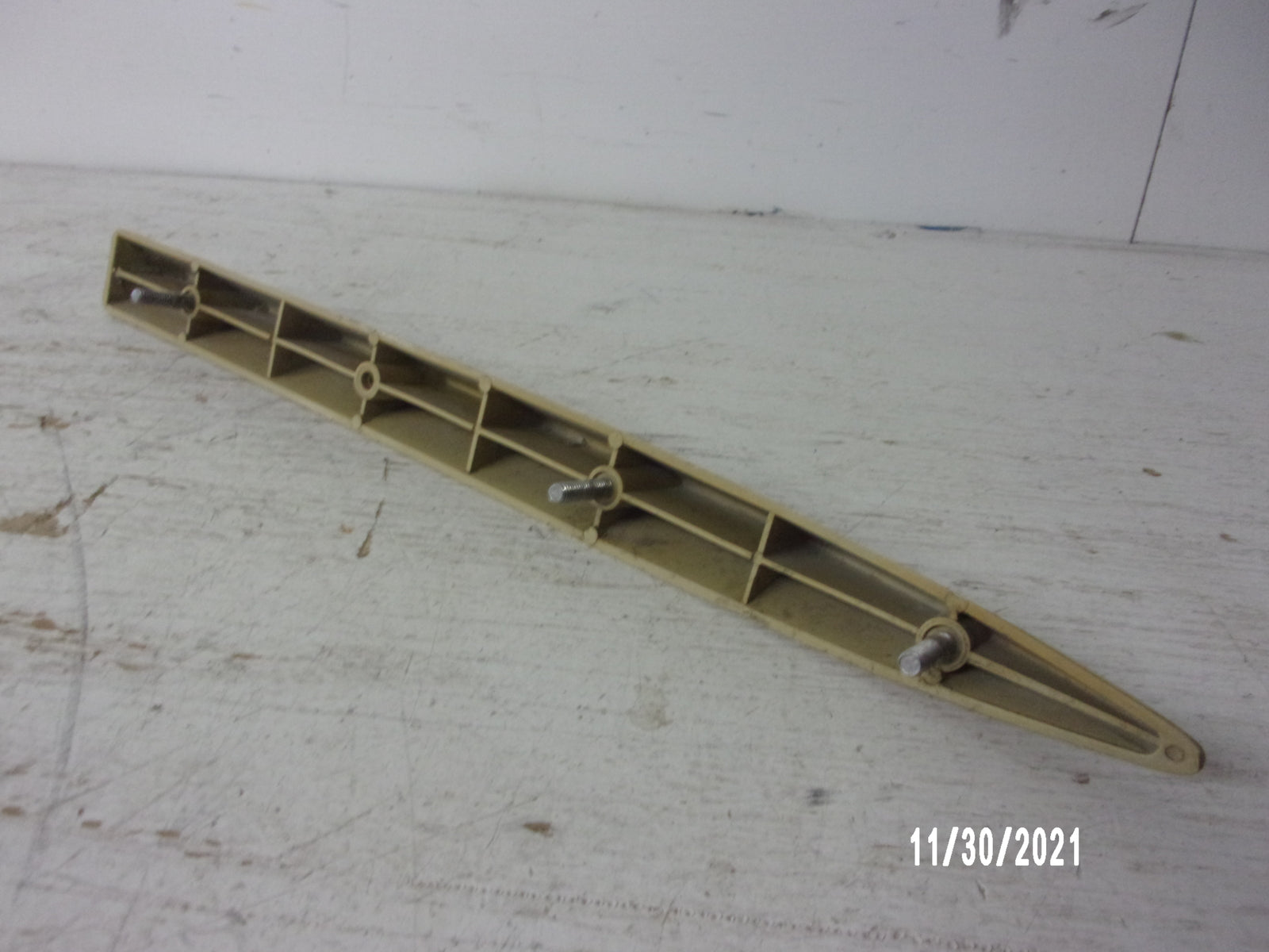 Sea Doo Bombardier PWC 1994 XP OEM Beige Left Sponson Part# 292000006
