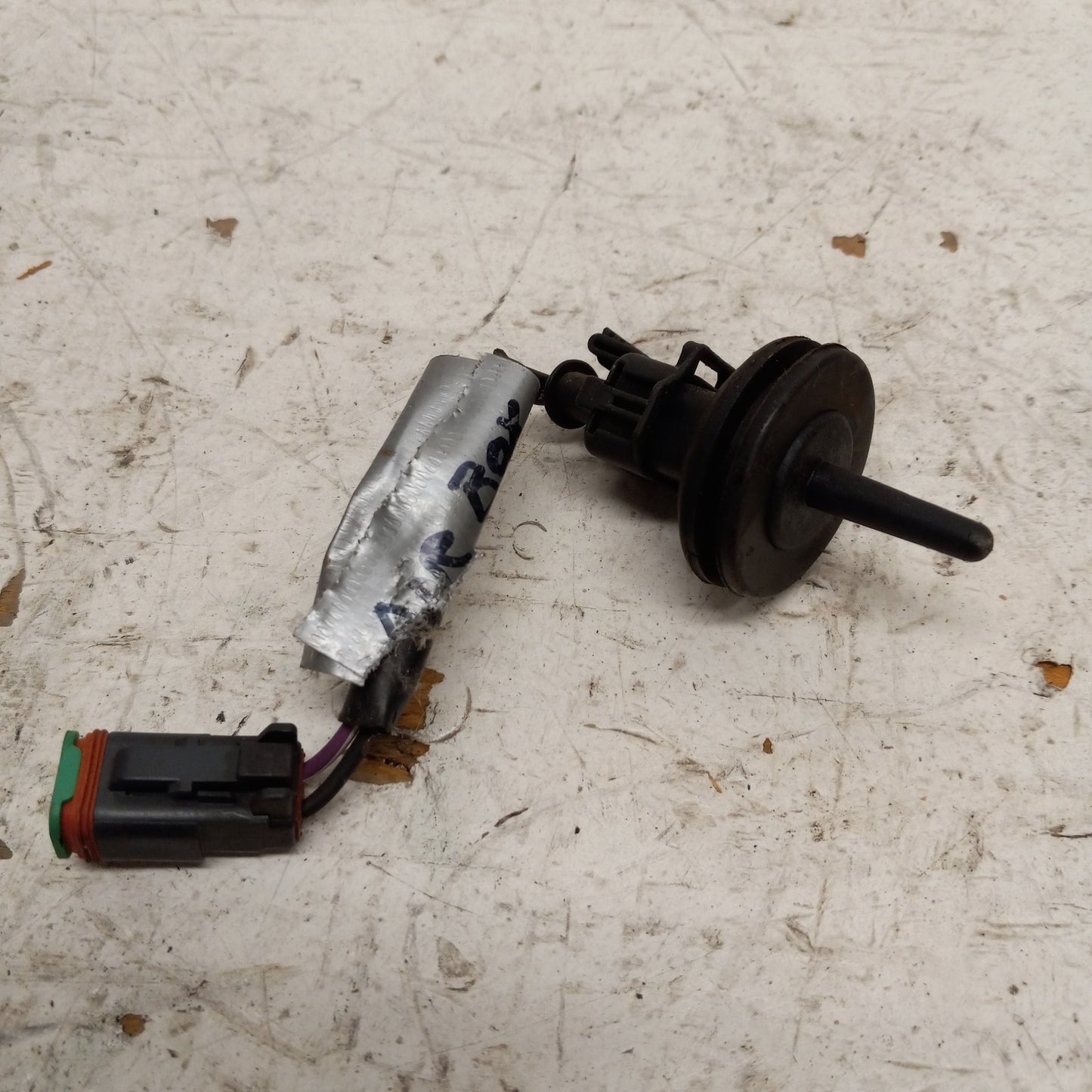 Ski-Doo Snowmobile 1997-2007 MXZ Summit Legend OEM Air Sensor Part# 270600000