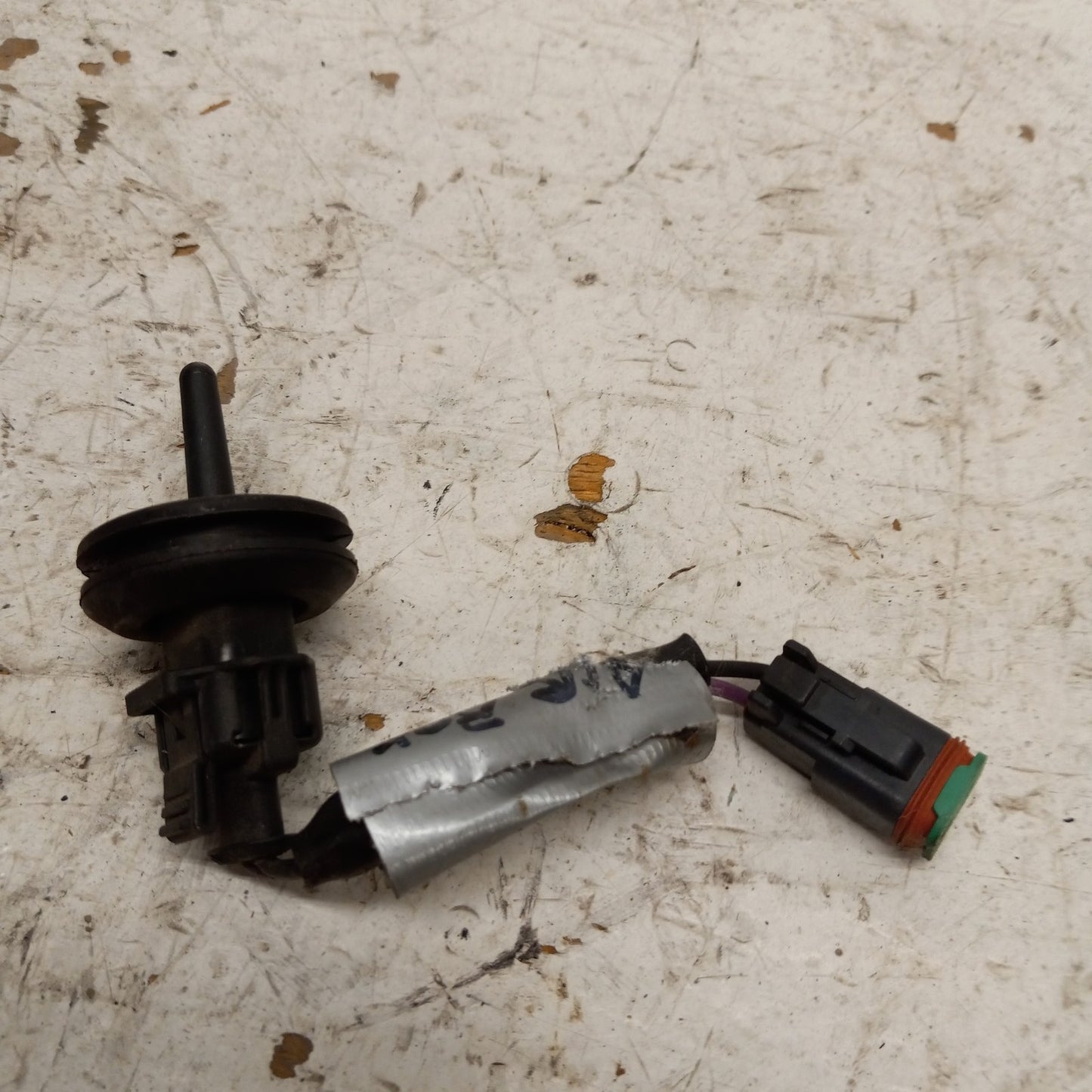 Ski-Doo Snowmobile 1997-2007 MXZ Summit Legend OEM Air Sensor Part# 270600000