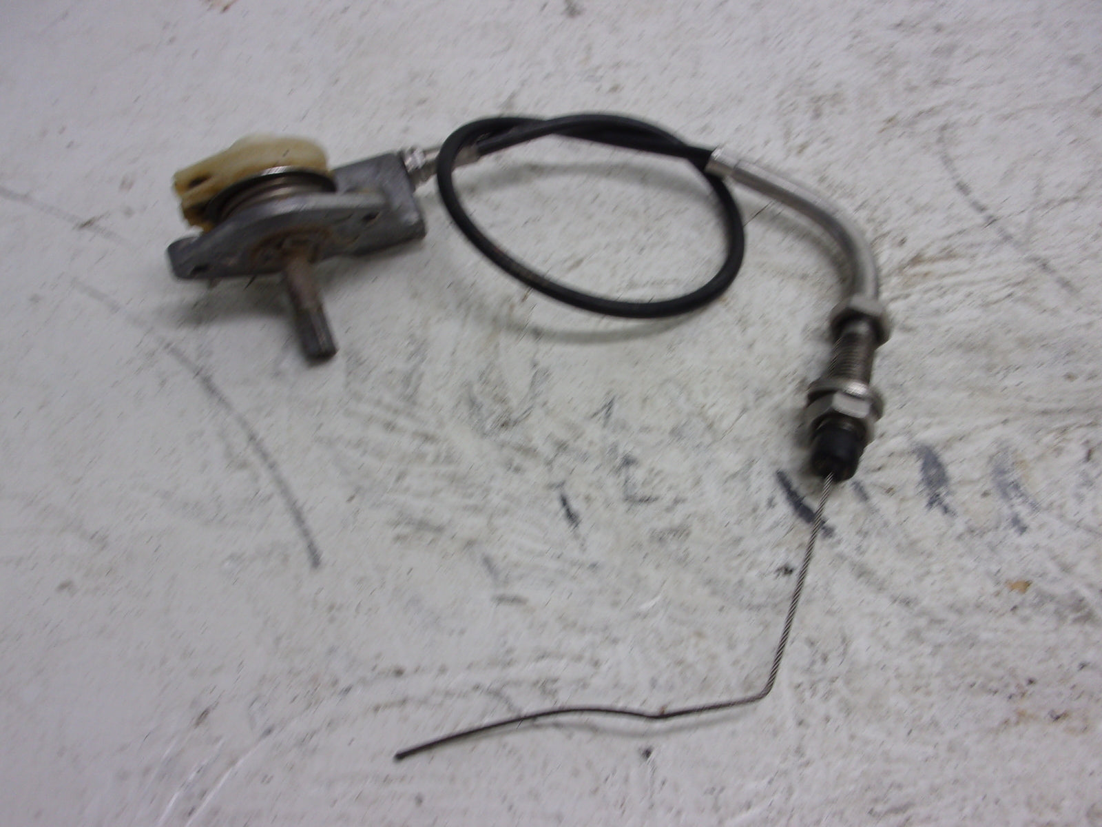 Kawasaki Jet Ski 1999-2002 Ultra 150 OEM Choke Cable + Bracket Part# 59401-3724