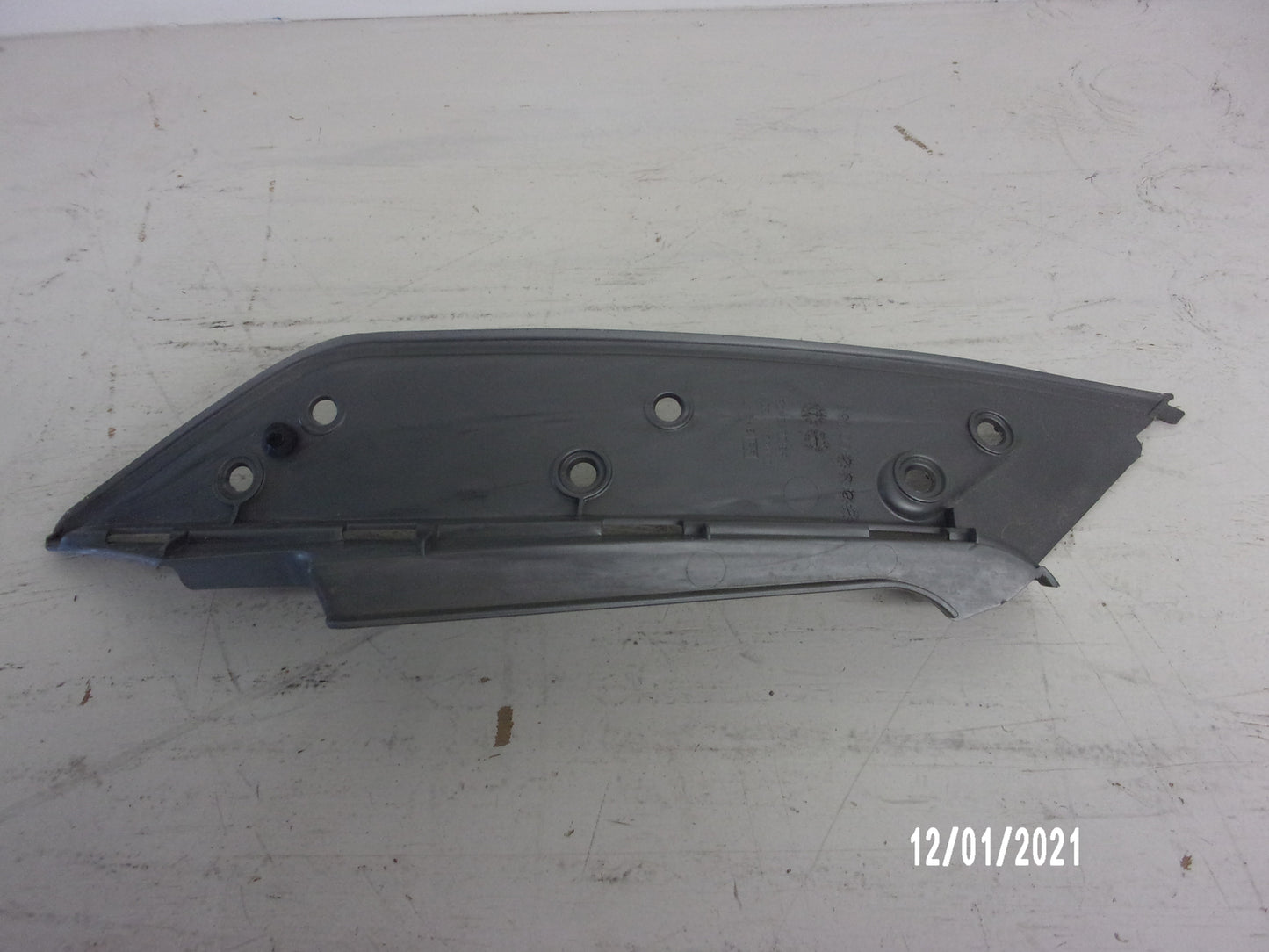 Sea Doo Bombardier PWC 2004 RXP OEM Right Hand Metallic Moulding # 291002003