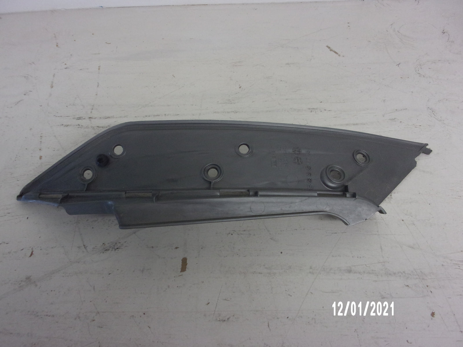 Sea Doo Bombardier PWC 2004 RXP OEM Right Hand Metallic Moulding # 291002003