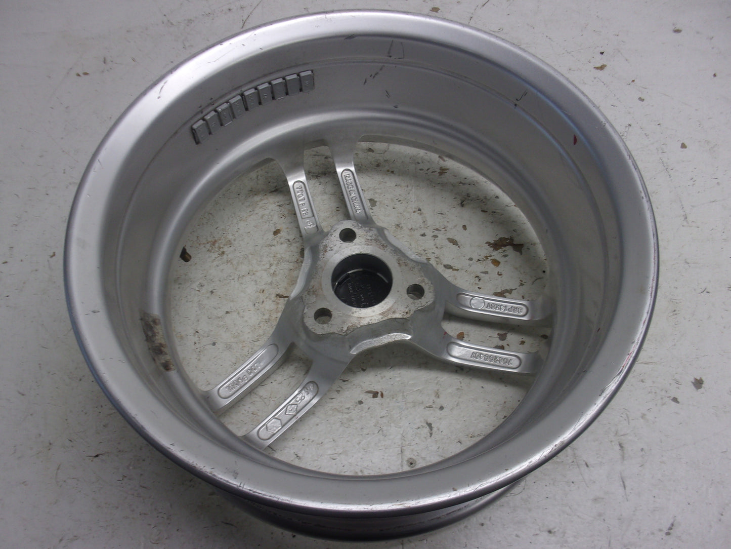 Can-Am Roadster 2010-2012 Spyder RS-S OEM Silver Front Wheel # 706201058