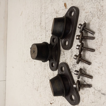 Sea Doo Bombardier 2006 GTI Engine Mount / Damper Set 270000669