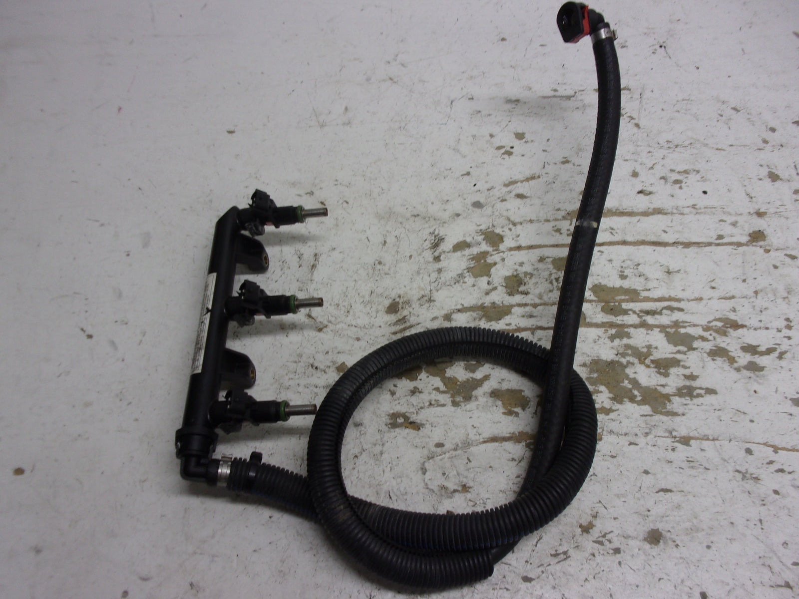 Sea Doo Bombardier 2019-2022 Spark OEM Fuel Rail + Fuel Injectors # 420874855