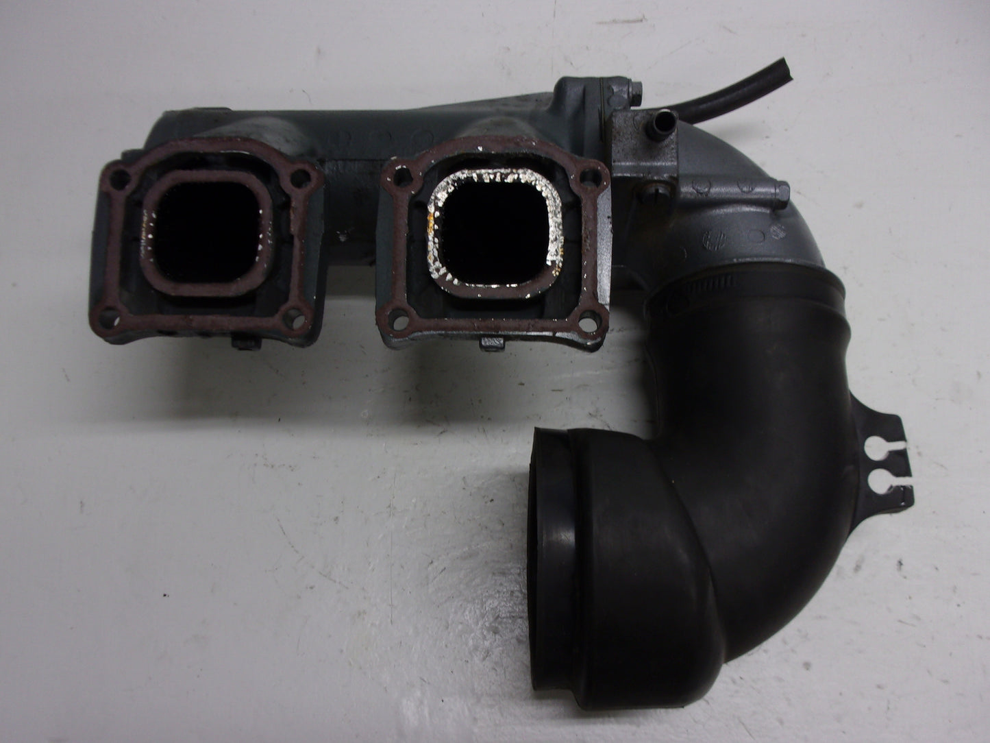 Yamaha WaveRunner 1995 VXR 650 OEM Exhaust Manifold + Joint # 6R7-14711-01-9M