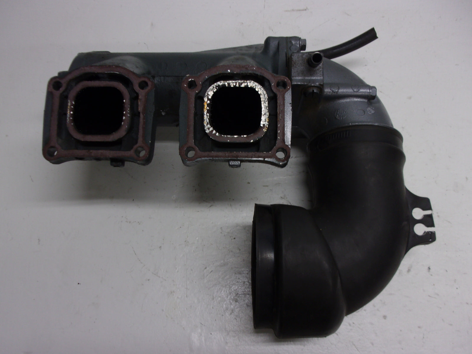 Yamaha WaveRunner 1995 VXR 650 OEM Exhaust Manifold + Joint # 6R7-14711-01-9M