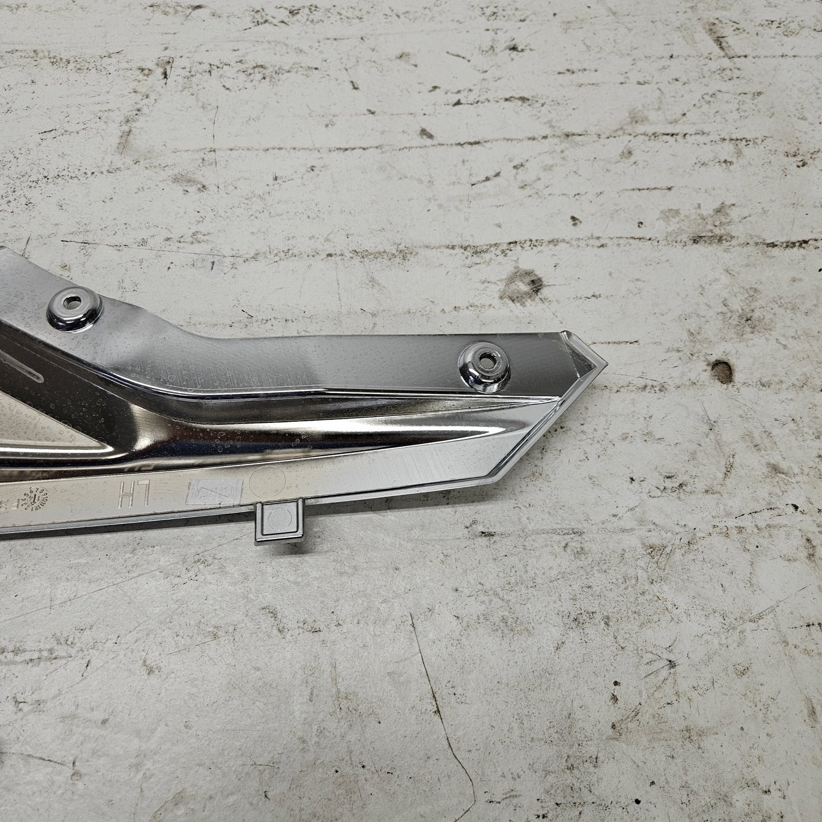 Yamaha WaveRunner 2015-2019 VX VXS VXR LH Chrome Trim + Insert F3P-U377F-00-00