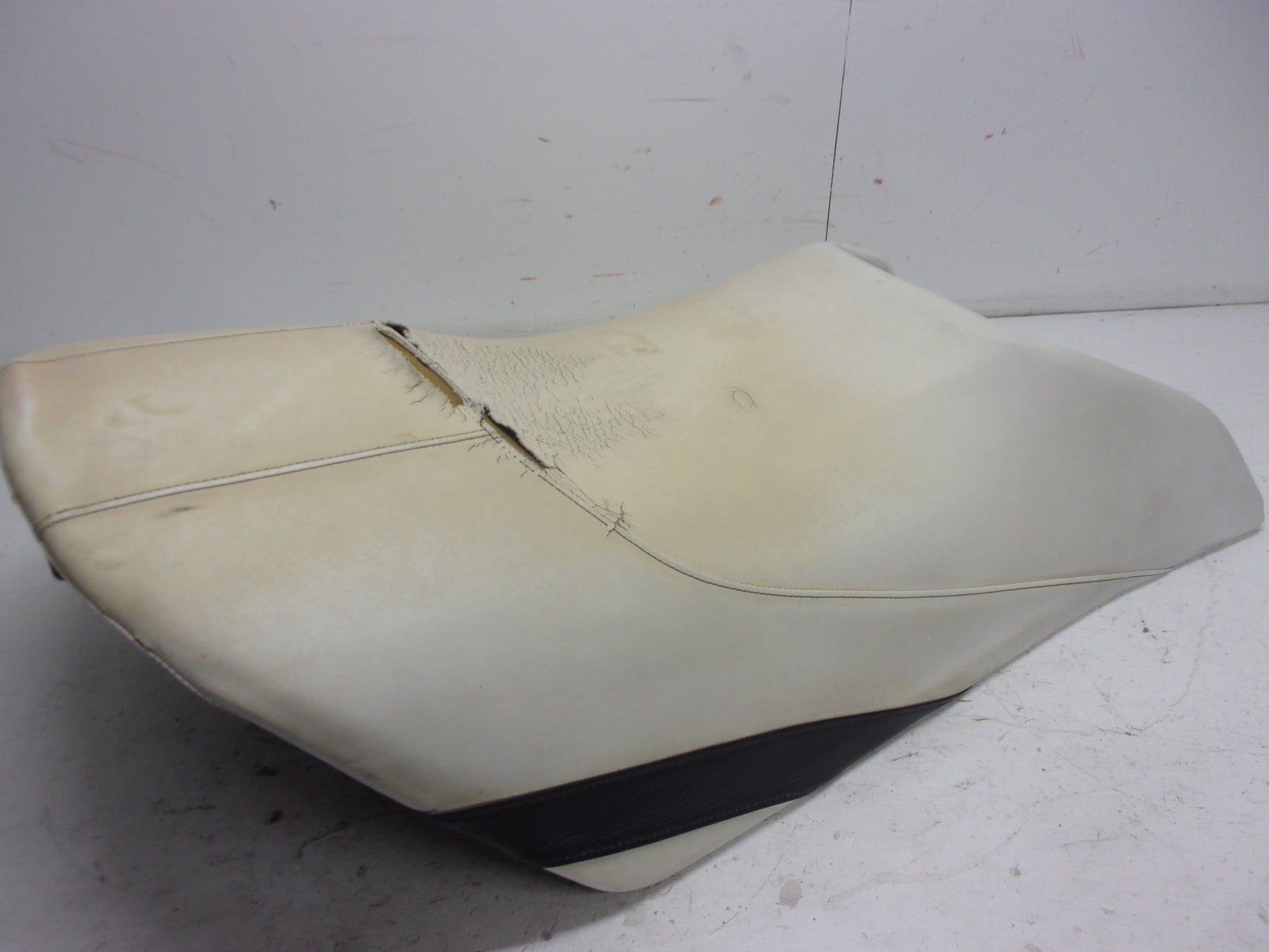 Yamaha WaveRunner PWC 2017-2019 VX Cruiser/Deluxe Double Seat # F2X-U371A-90-00