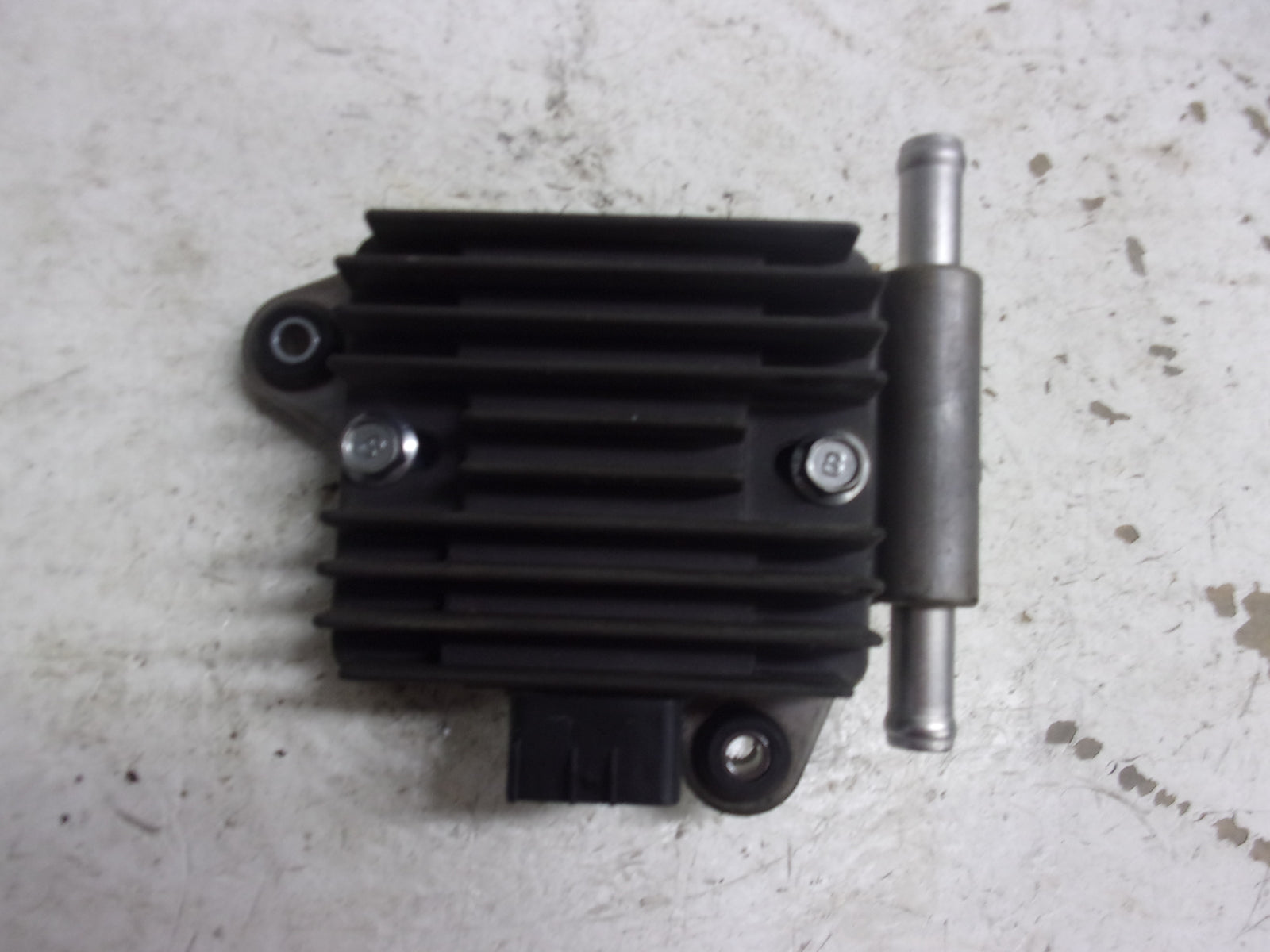 Yamaha Waverunner 2016-2022 VX EX V1 Regulator Rectifier + Plate 6D3-81960-00-00