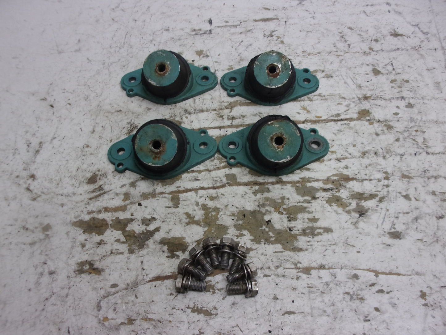 Kawasaki Jet Ski 1986-1999 SX SXI TS SC XI X2 OEM Engine Mount Set # 92160-3757