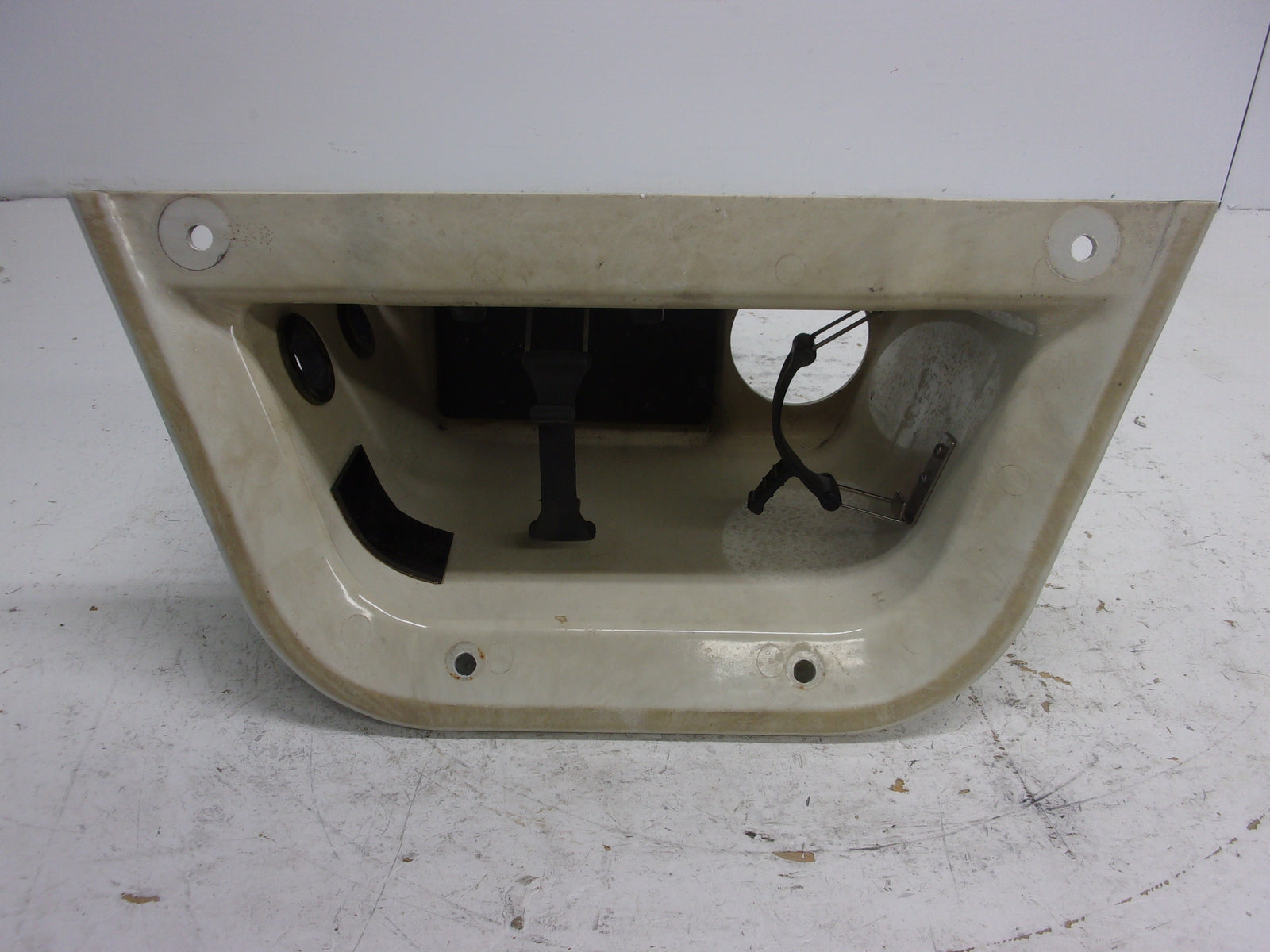 Yamaha WaveRunner 2001 GP800/1200 OEM Battery Case Assembly # F0X-U8211-02-00