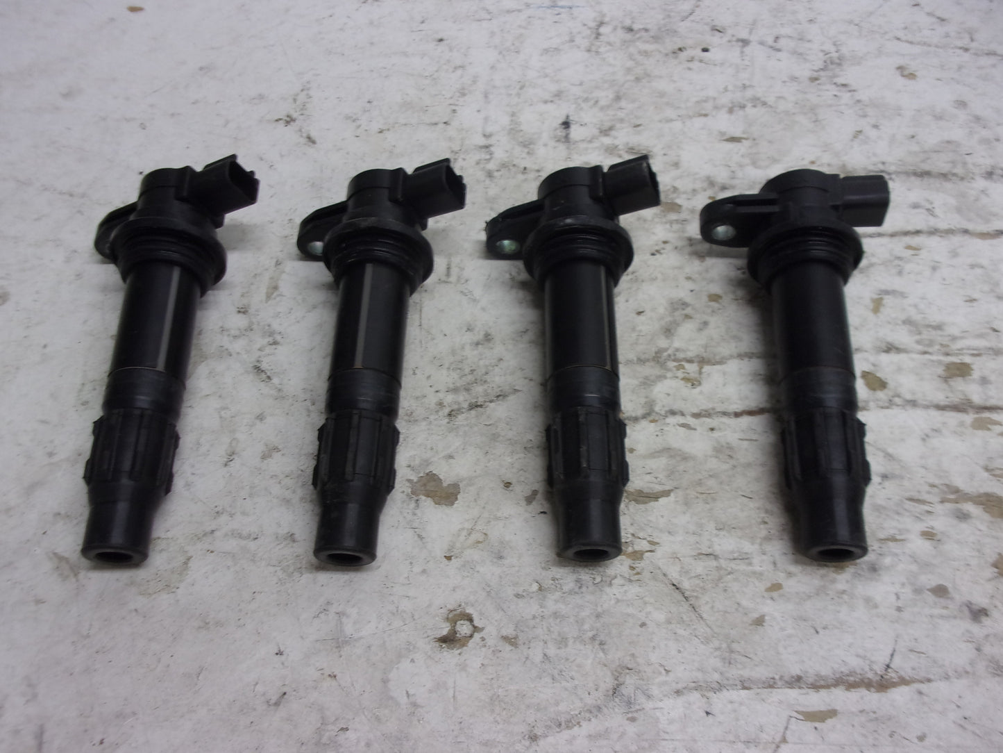 Yamaha Waverunner 2004-2007 VX FX HO OEM Ignition Coil Set Part# 6B6-82310-00-00