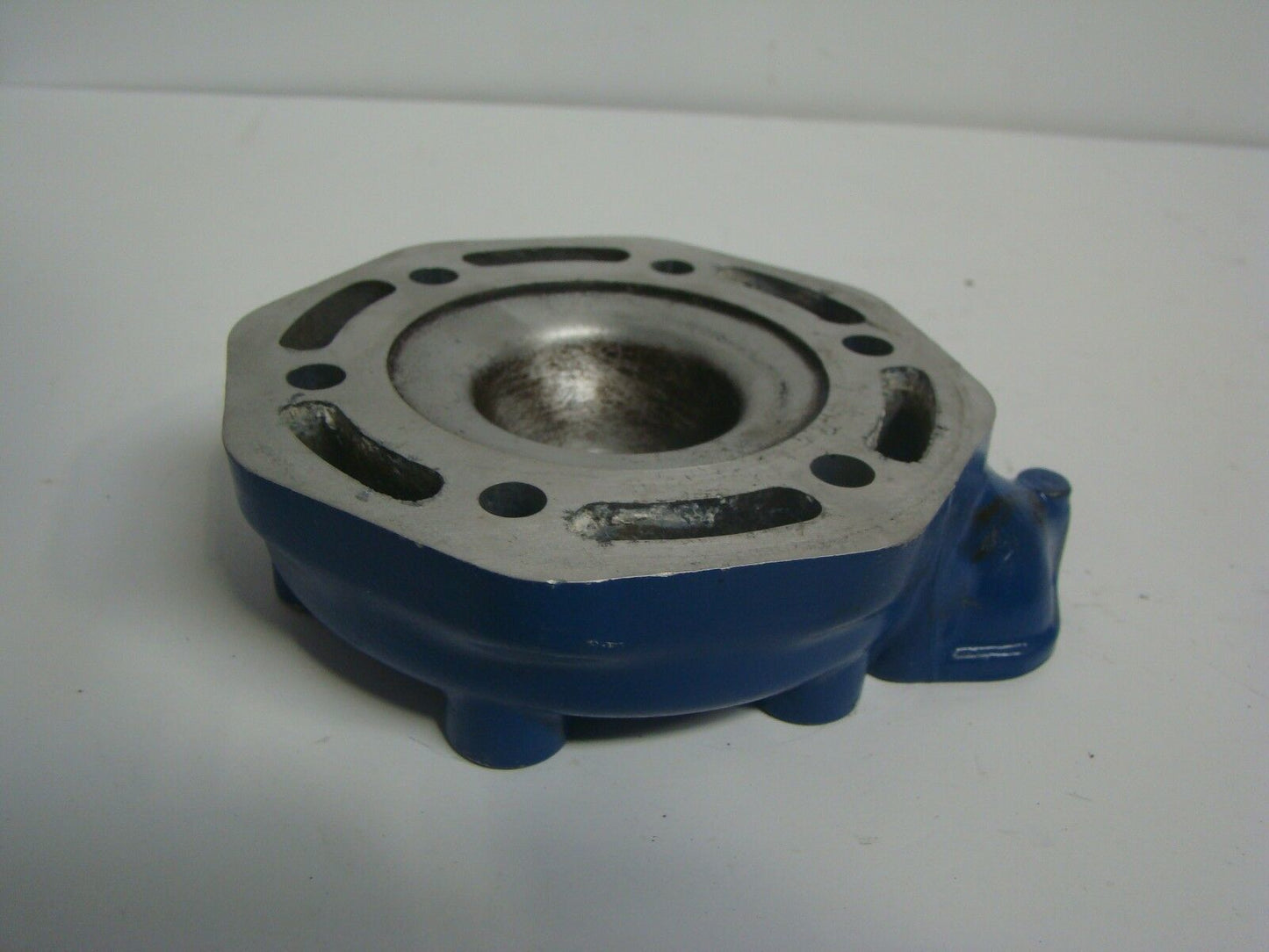 Polaris Watercraft 1994-1995 SL SLT 750 Cylinder Head Assembly Part# 3240212