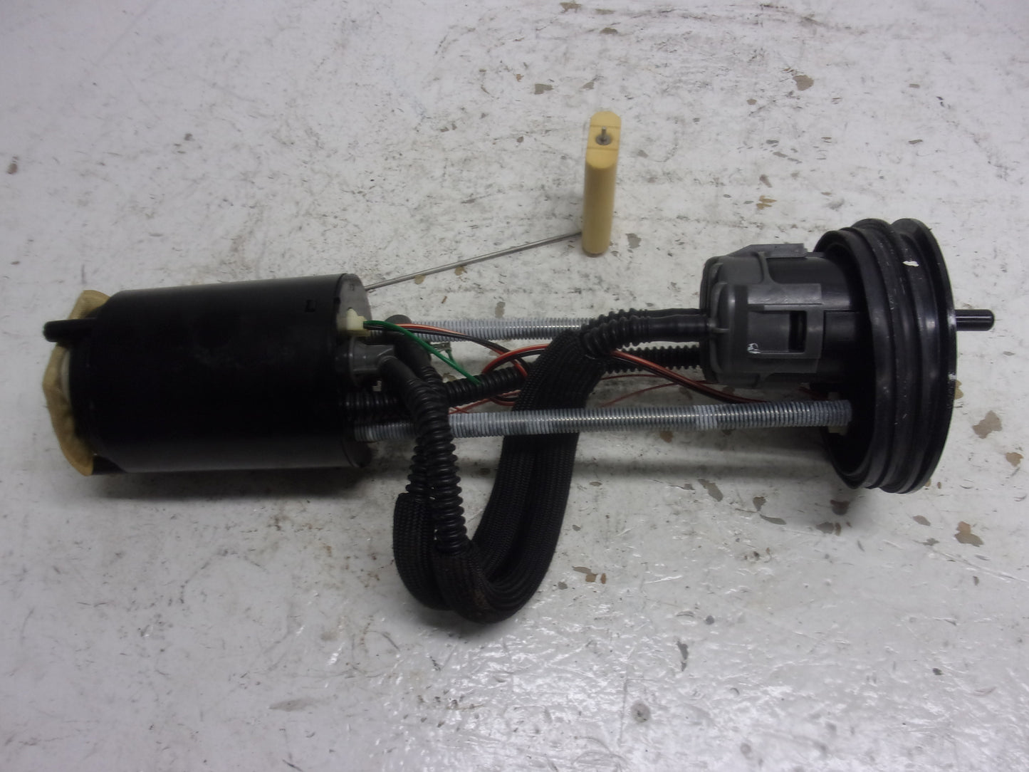 Sea Doo Bombardier 2008 GTX RXT RXP Wake OEM Fuel Pump Assembly Part# 270600101