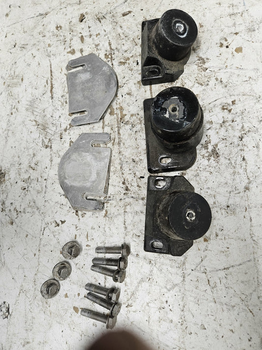 SeaDoo Bombardier 1998 XP LTD OEM Engine Damper Set + Shims + Hardware 270000369