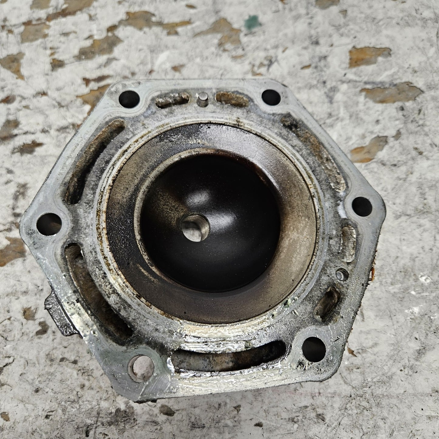 Kawasaki PWC Jet Ski 1999-2005 STX-R Ultra 150 OEM Cylinder Head # 11001-3741