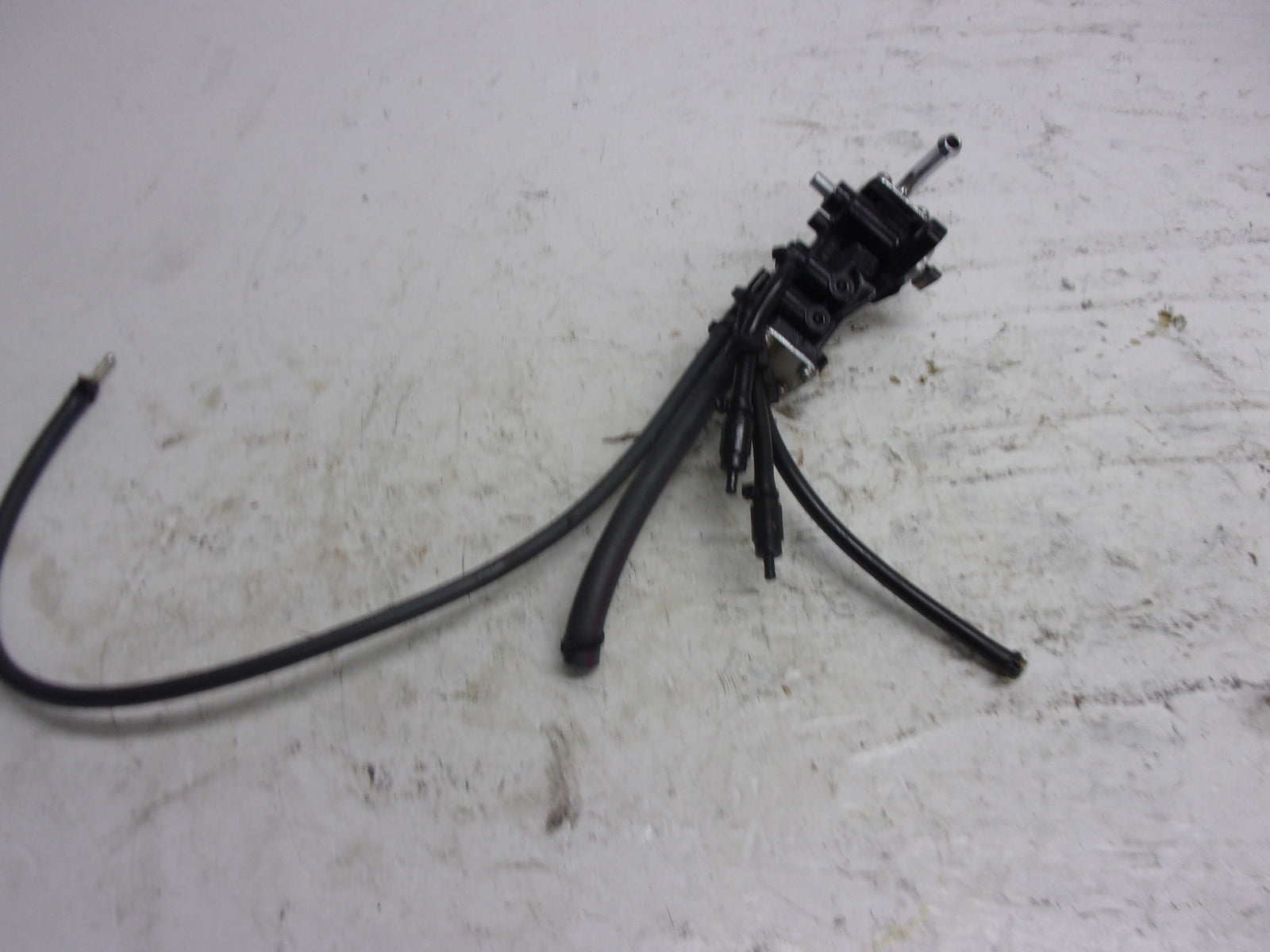 Yamaha PWC 1996-1997 WaveVenture 1100 OEM Oil Injection Pump # 64T-13200-00-00