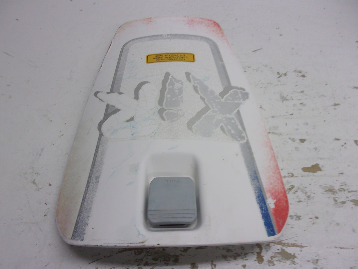 Kawasaki Jet Ski 1993-1998 750 XIR SSXI OEM White Hatch Cover Part 14090-3711-8C
