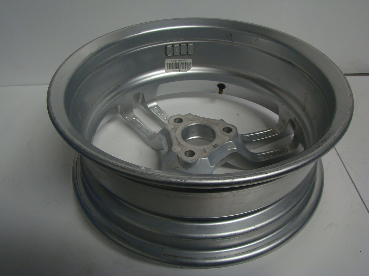 Can-Am Spyder Roadster 2010-2012 RS Silver Rim Assembly Part# 706201058