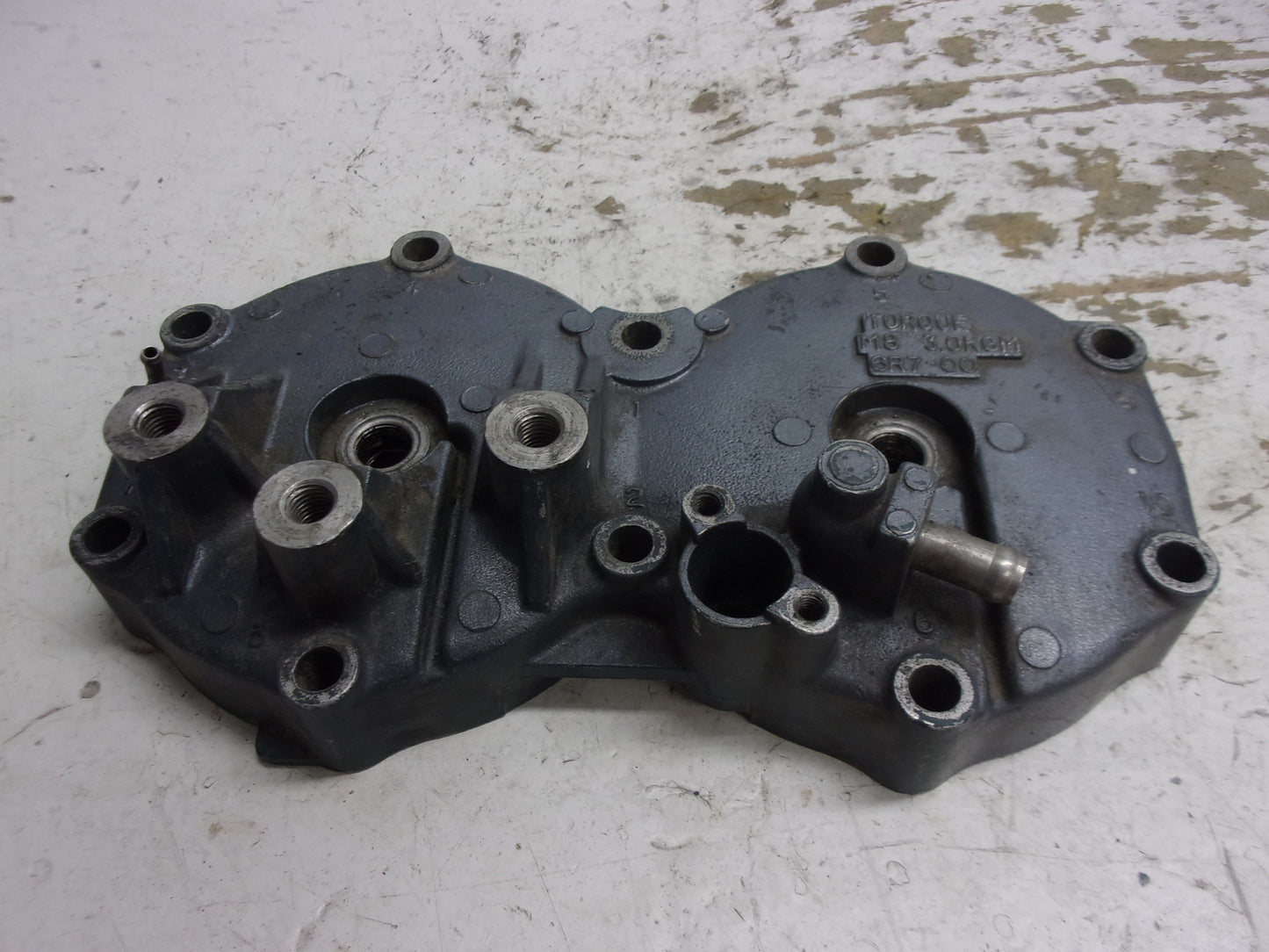 Yamaha Waverunner 1990-1996 SuperJet VXR 650 OEM Cylinder Head # 6R7-11111-00-94