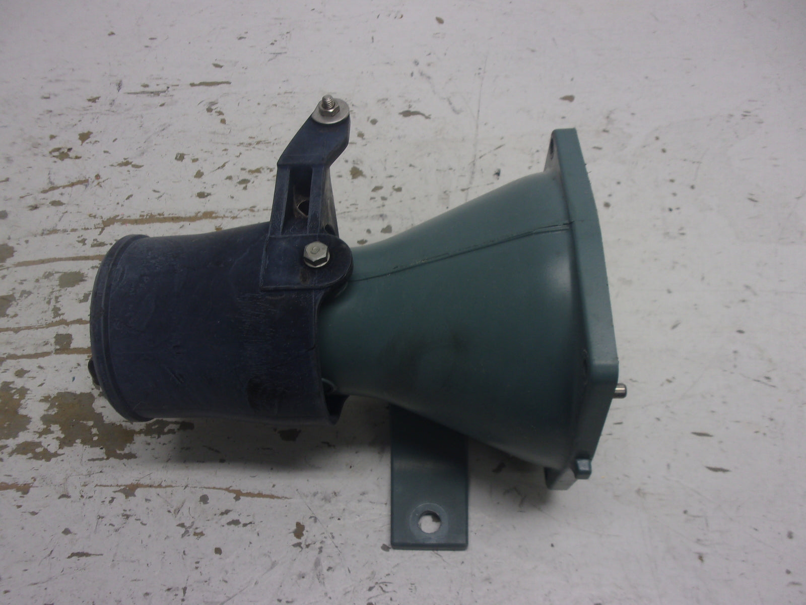 Yamaha WaveRunner 1990-1996 WaveRunner 3 OEM Pump & Nozzle Part# 6R8-51318-00-5B