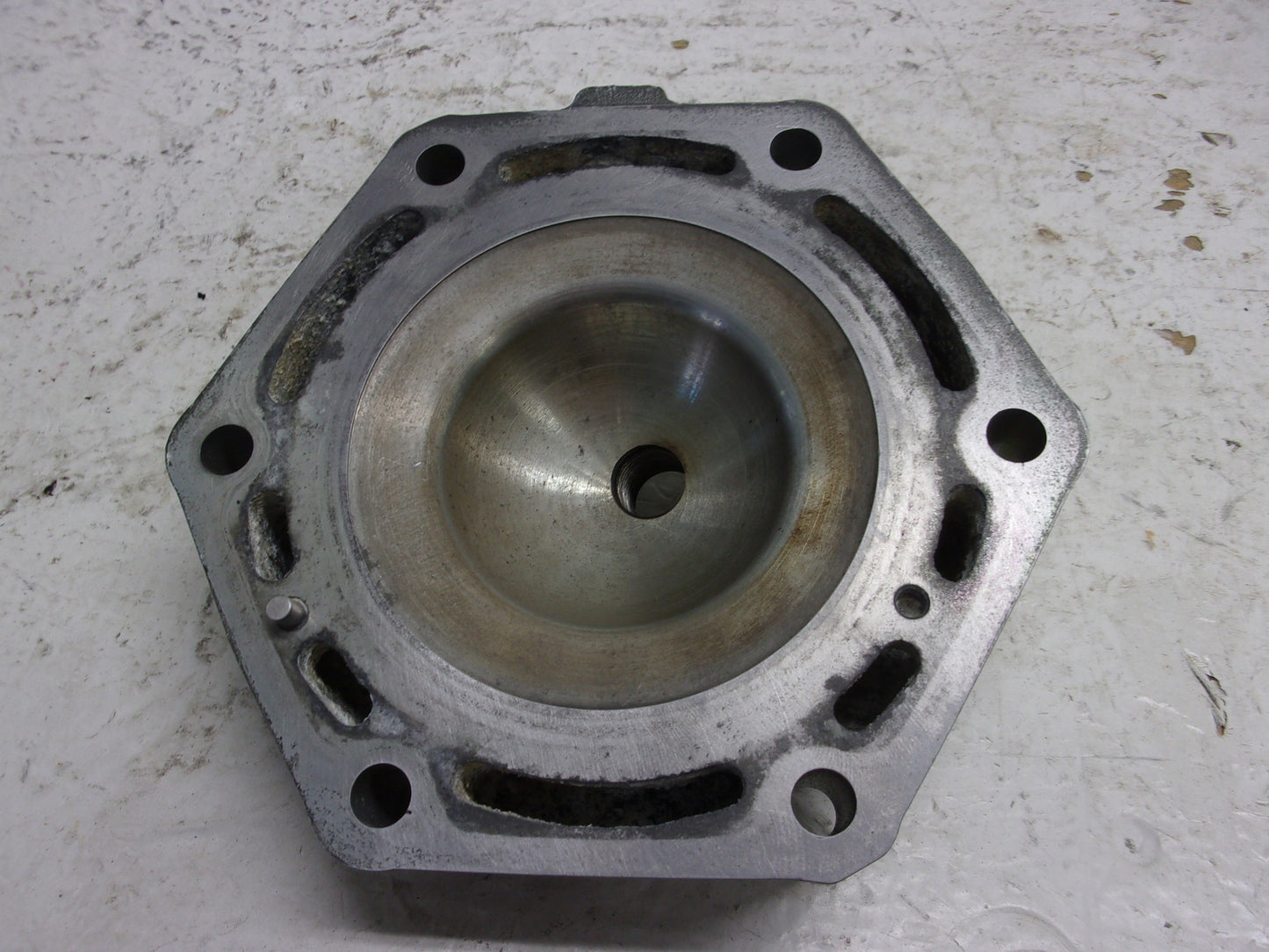 Kawasaki PWC Jet Ski 1999-2005 STX-R Ultra 150 OEM Cylinder Head # 11001-3741
