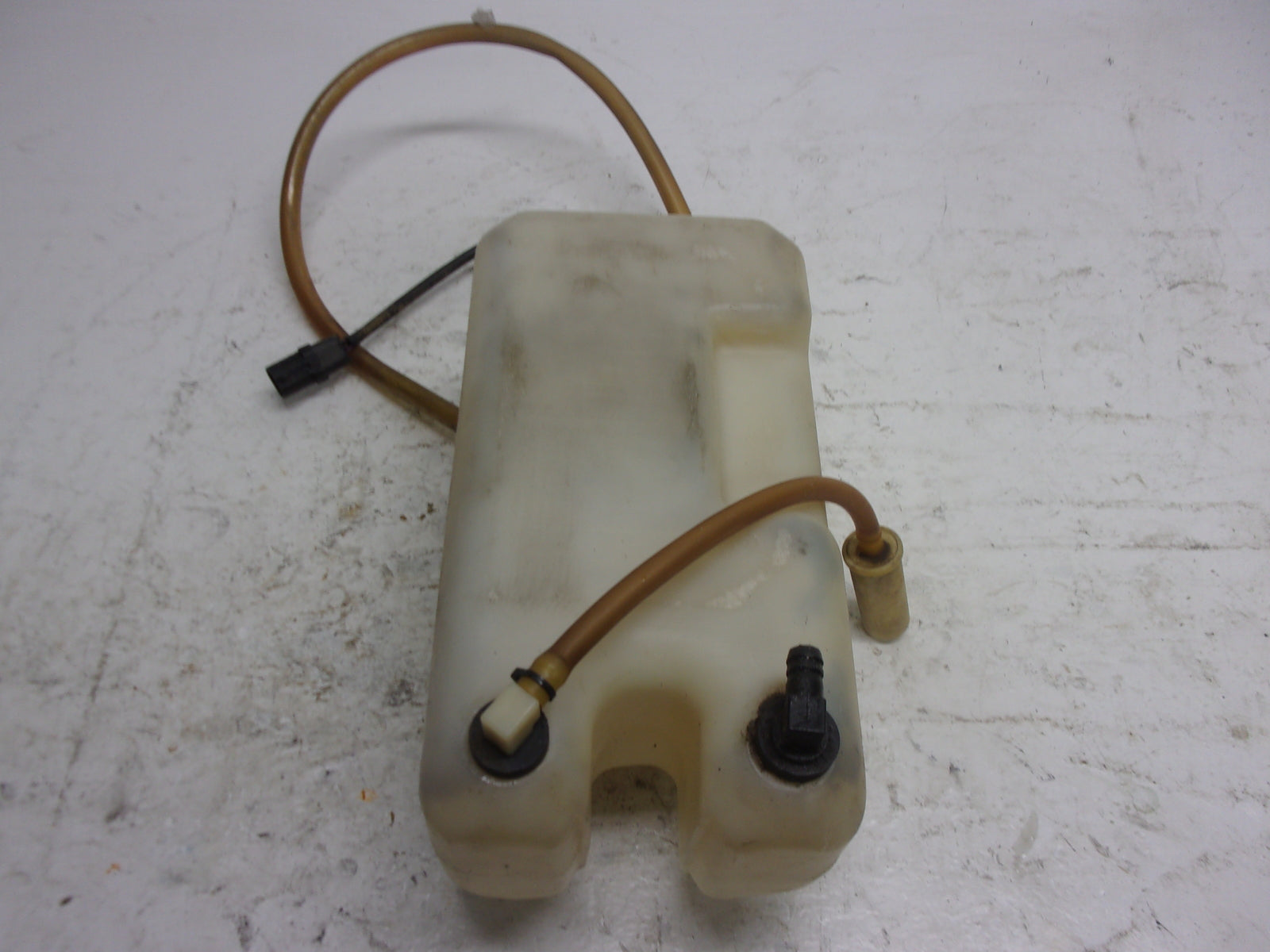 Sea Doo Bombardier 1993-1994 XP XPI OEM Oil Tank Assembly Part# 275000068