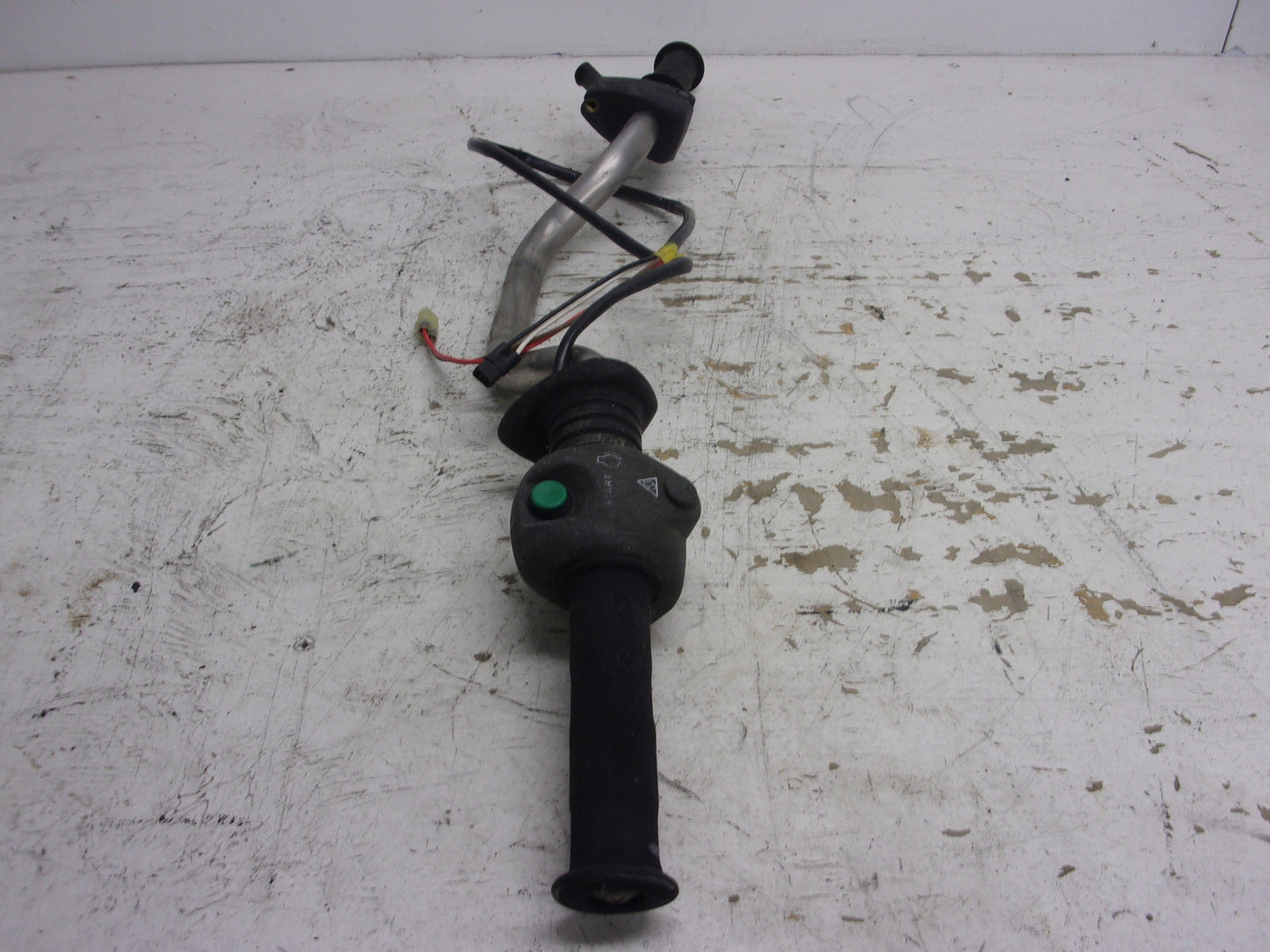 Yamaha WaveRunner 1996-1998 WVT GP WRD WR Complete Handlebar GJ1-U1552-02-00