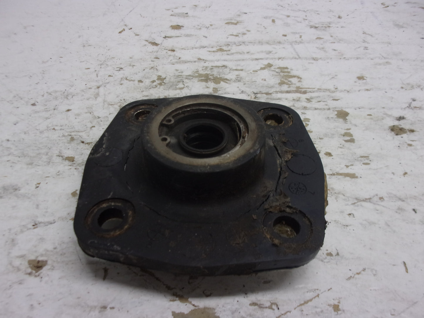 Kawasaki Jet Ski 1986-1999 ZXI STX XI SS ST X2 OEM Drive Shaft Holder 13091-3730
