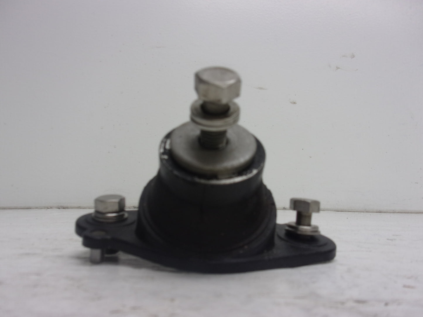 Kawasaki Jet Ski 1988-1990 TS 650SX X2 OEM Engine Damper Set Part# 92075-3724